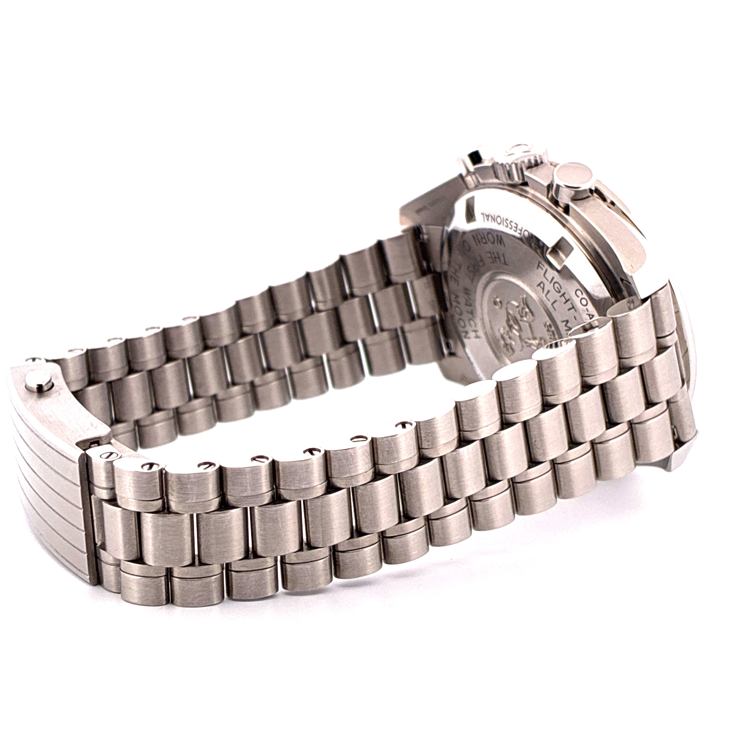 Omega Speedmaster Professional Moonwatch mit Edelstahlarmband in Seitenansicht