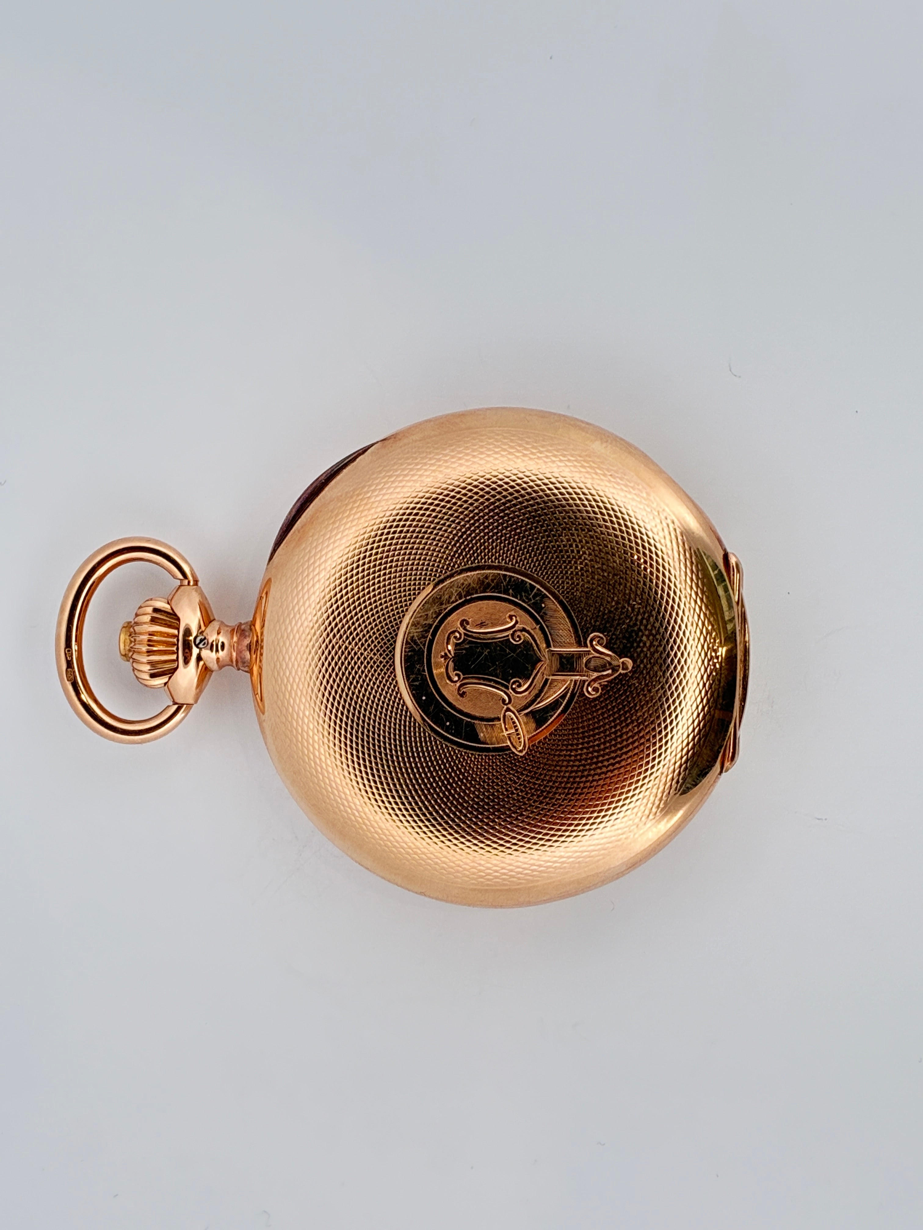 IWC Taschenuhr aus 14K Gelbgold, guillochiertes Gehäuse mit Monogramm, kleine Sekunde