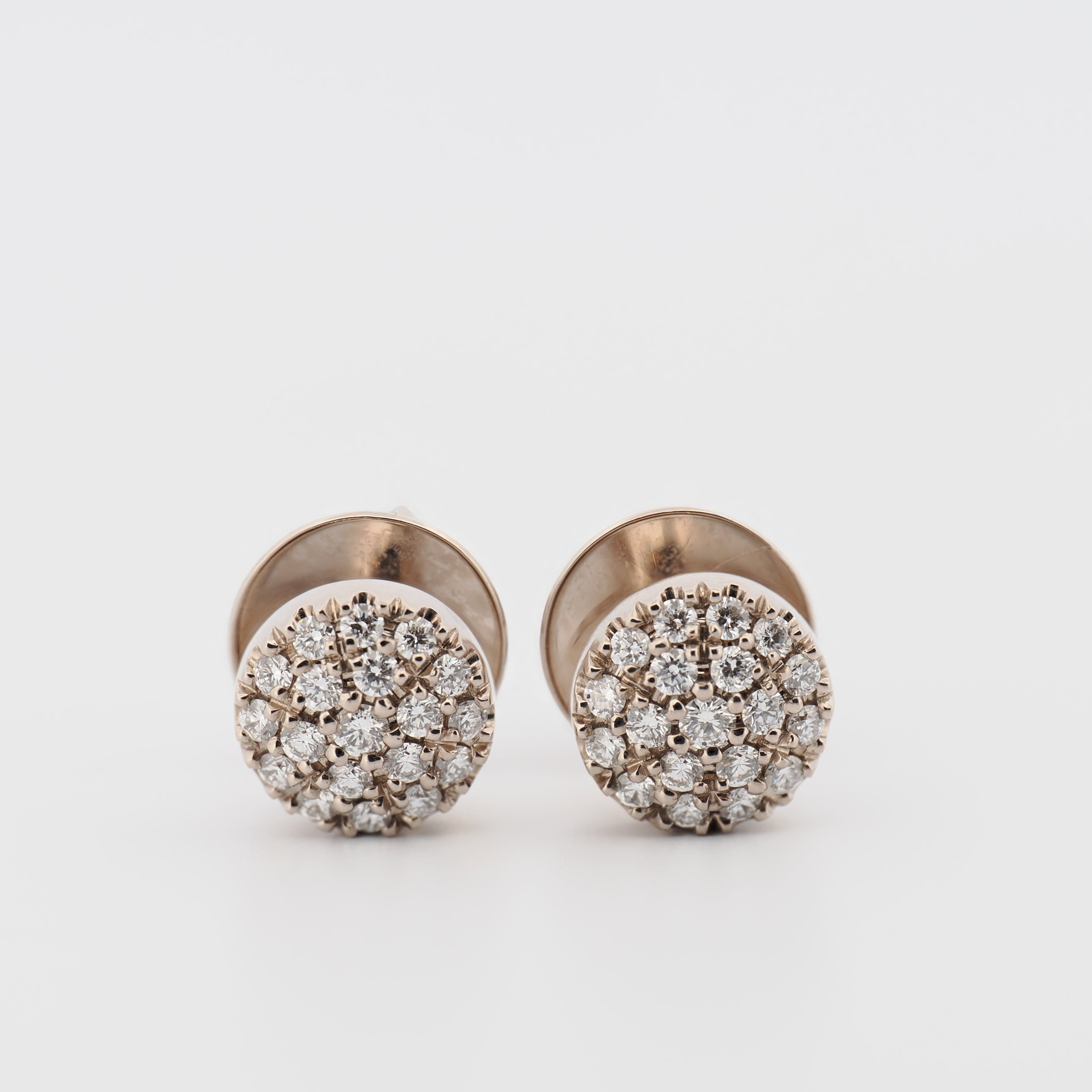 Ohrstecker in Weißgold mit Pavé Brillanten