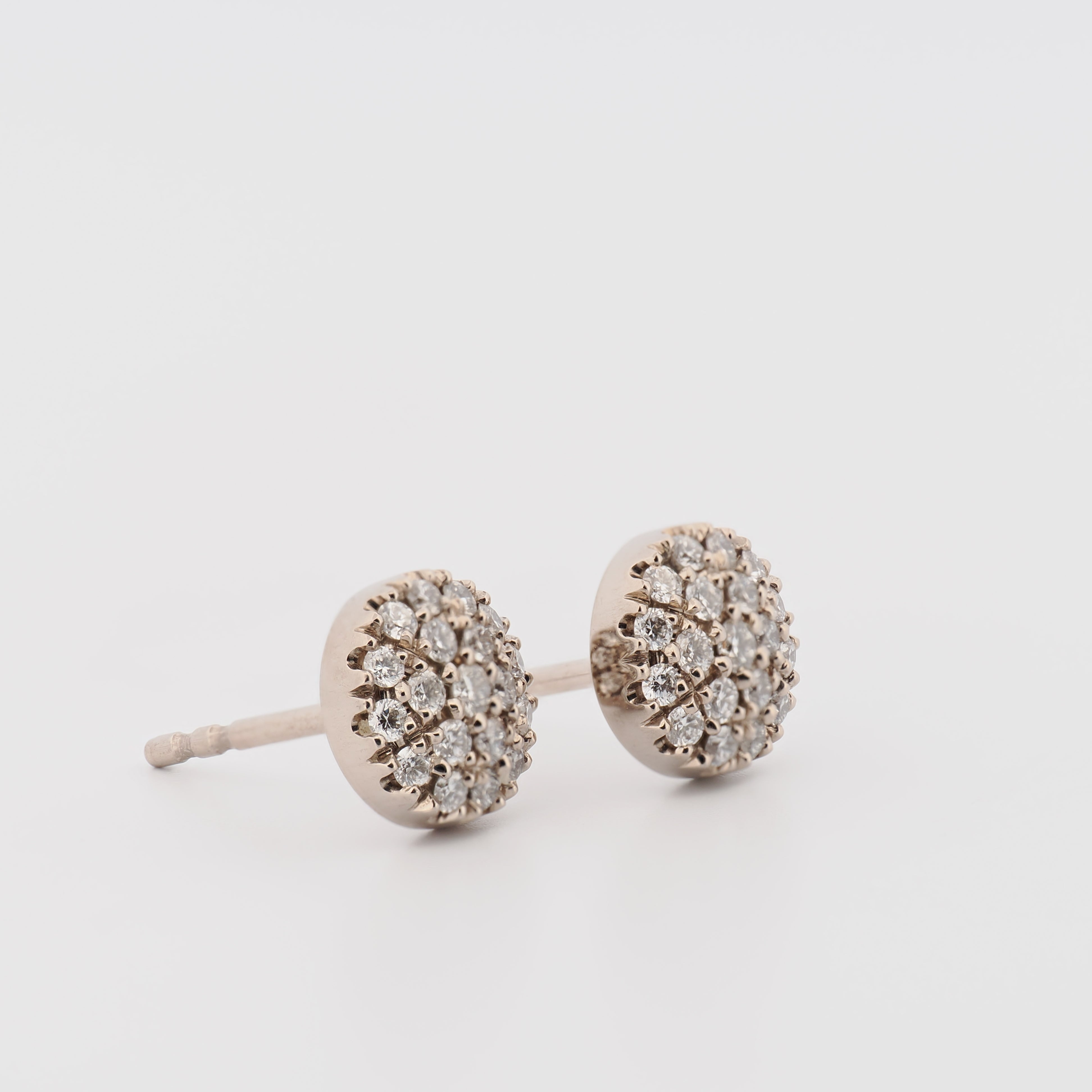 Ohrstecker in Weißgold mit Pavé Brillanten