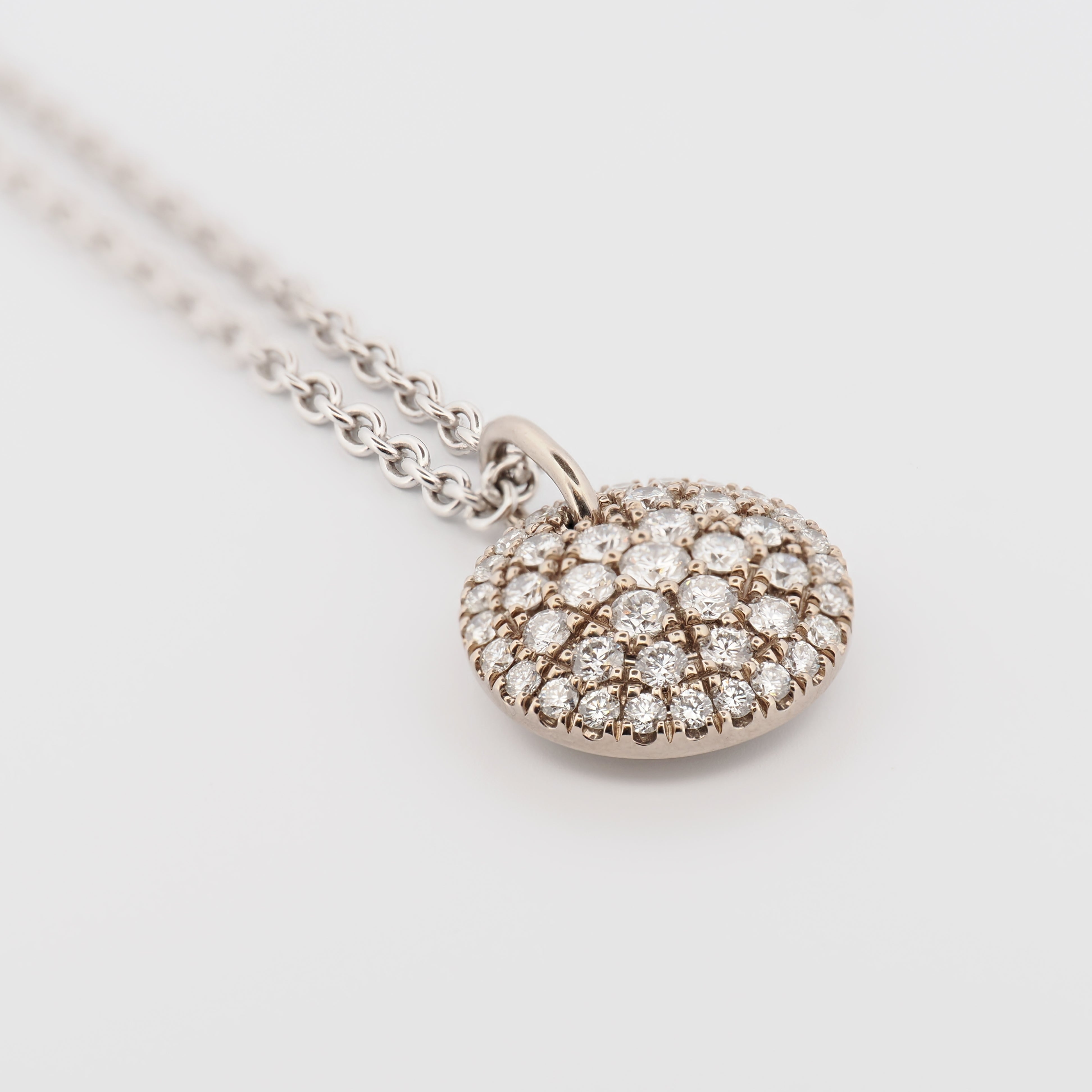 Collier mit Anhänger in Weißgold und Brillanten