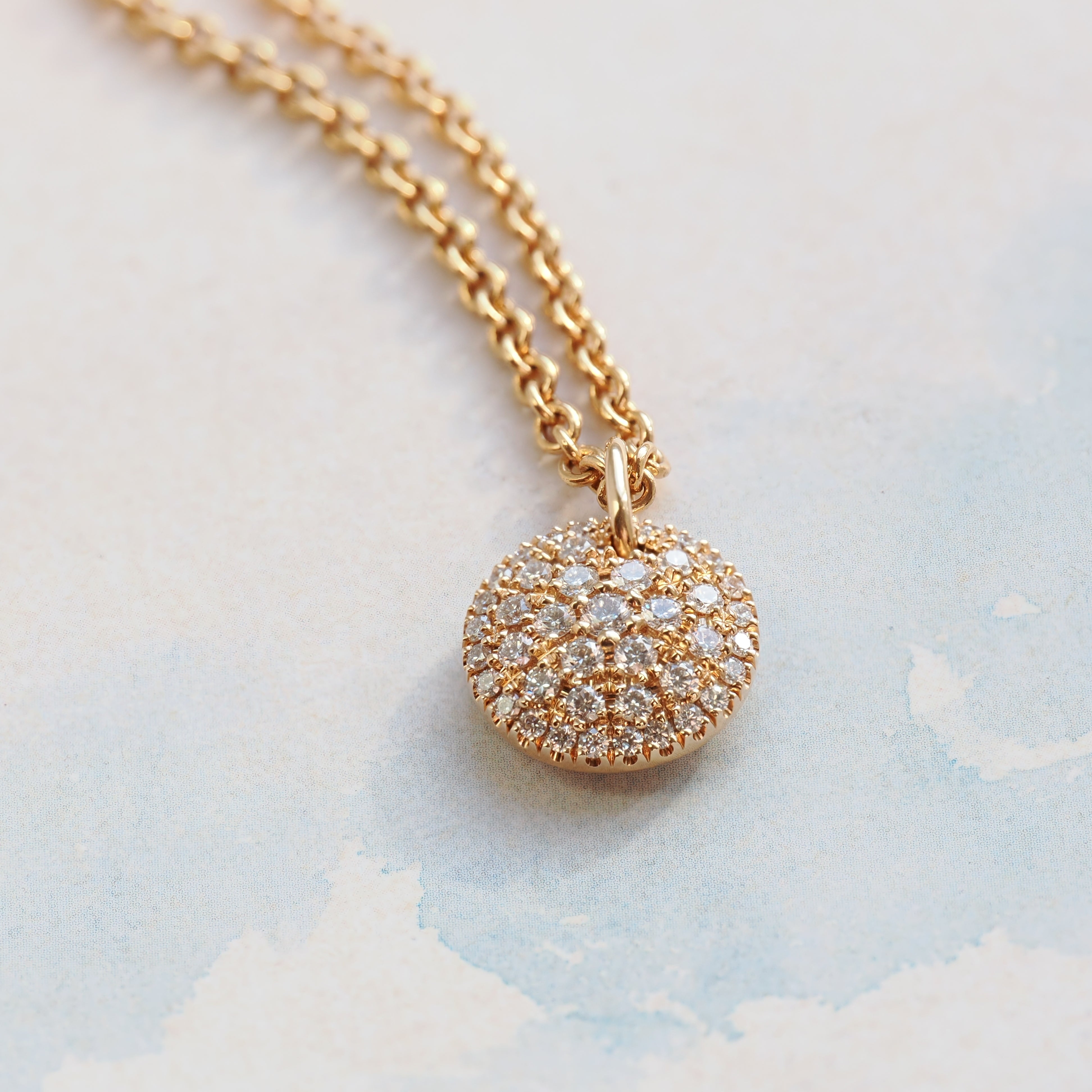 Collier mit Anhänger in Roségold und Brillanten