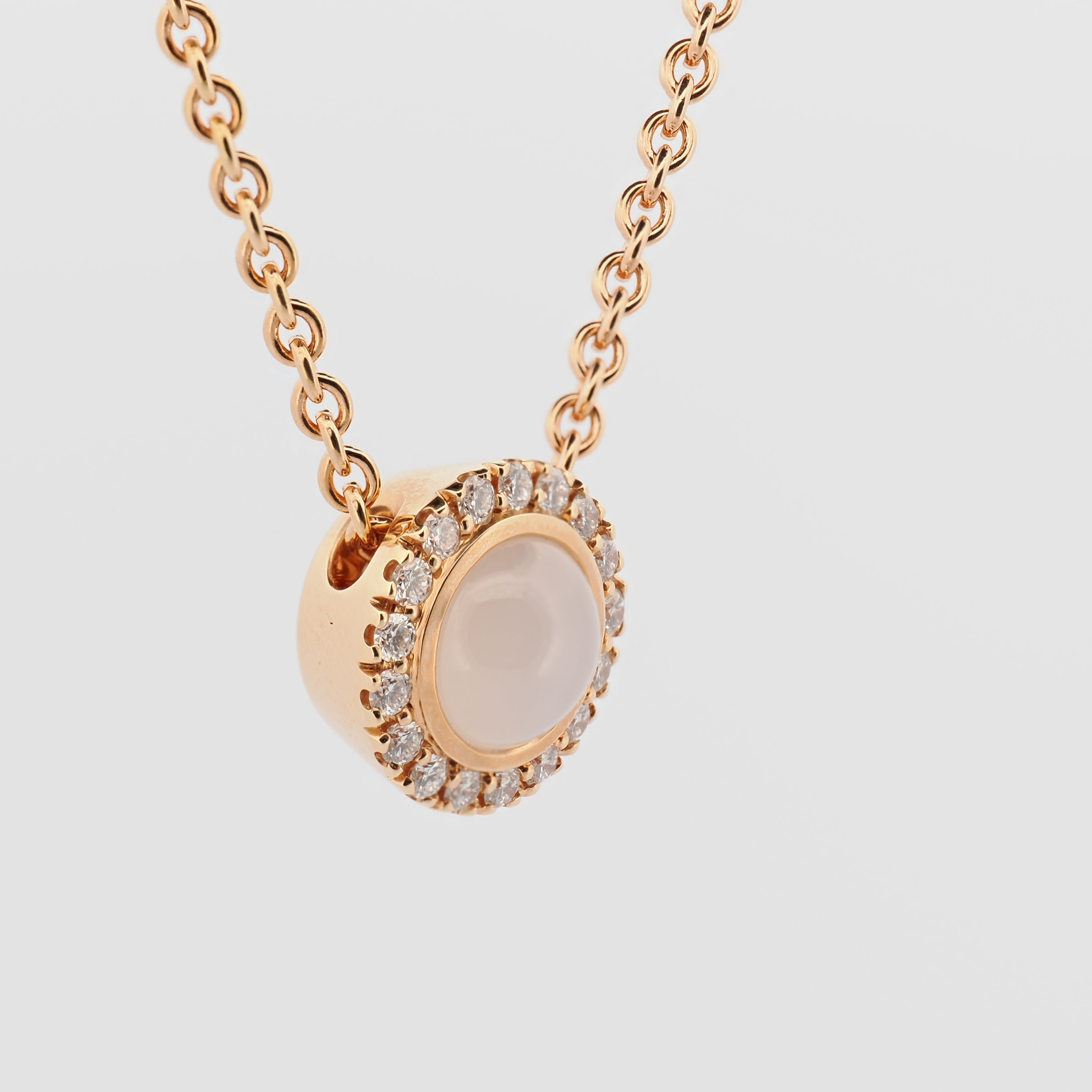 Collier mit Mondstein Anhänger mit Brillanten in Roségold