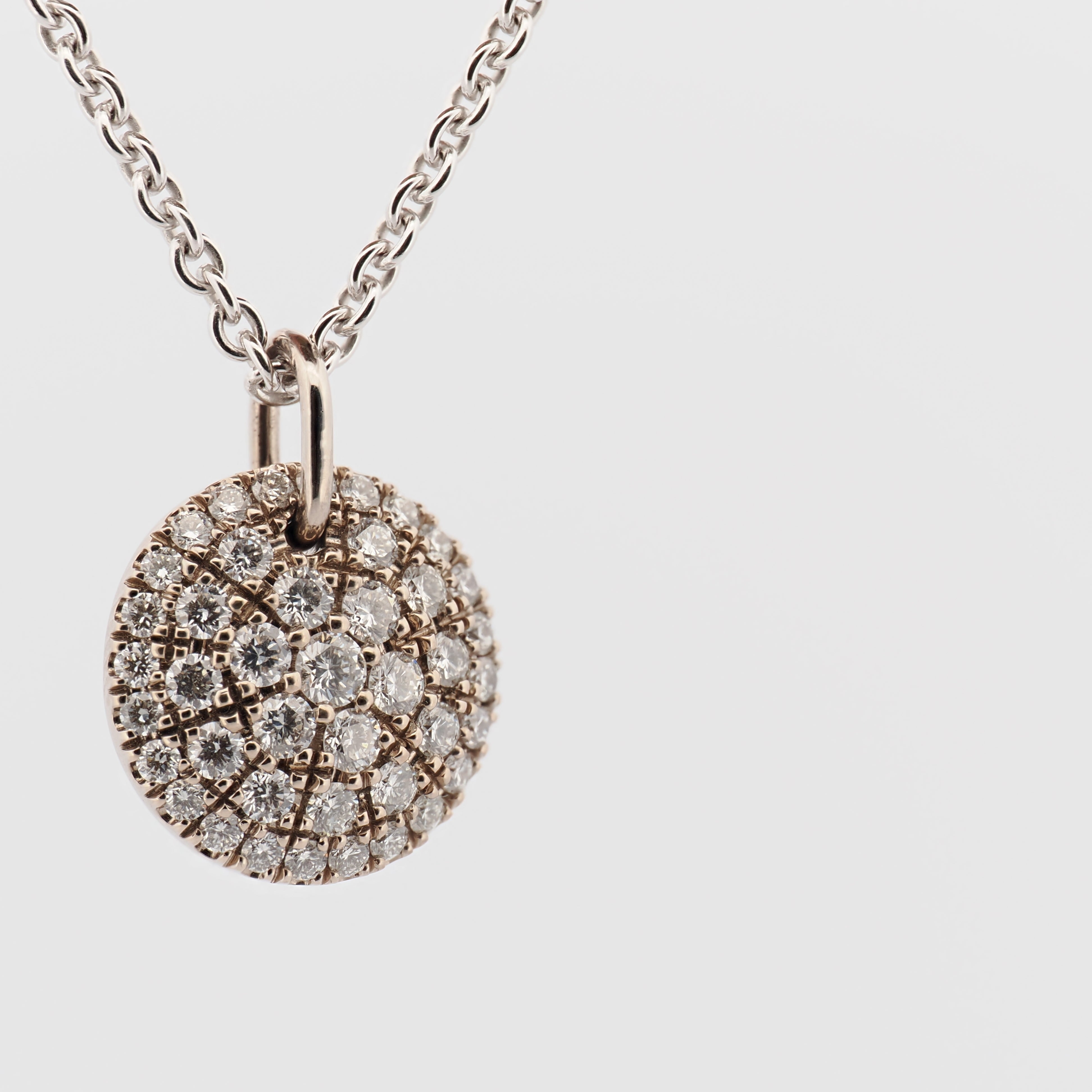 Collier mit Anhänger in Weißgold und Brillanten