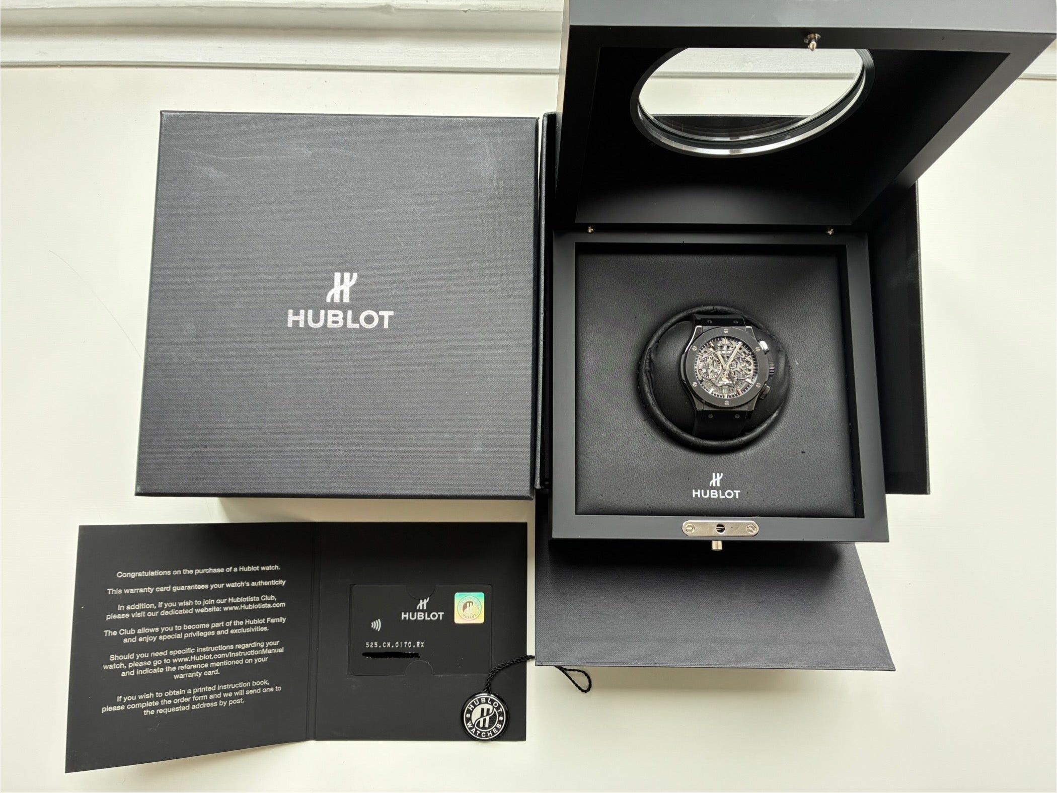 Hublot Classic Fusion Aerofusion Chronograph Skeleton 2019 in schwarzer Keramik, präsentiert in seiner Originalverpackung