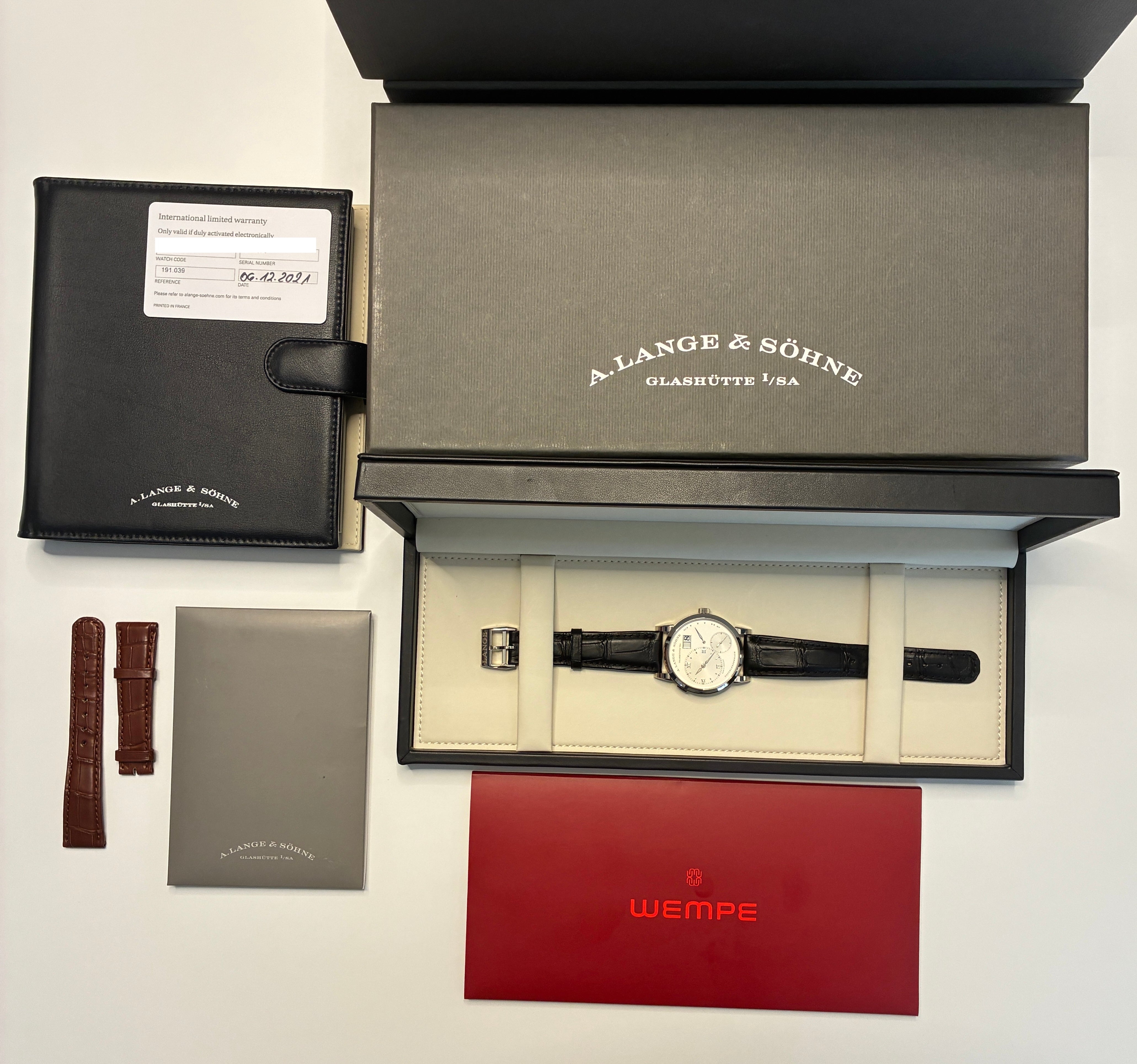A. Lange & Söhne Lange 1 Weißgold im Set mit Box und Papieren