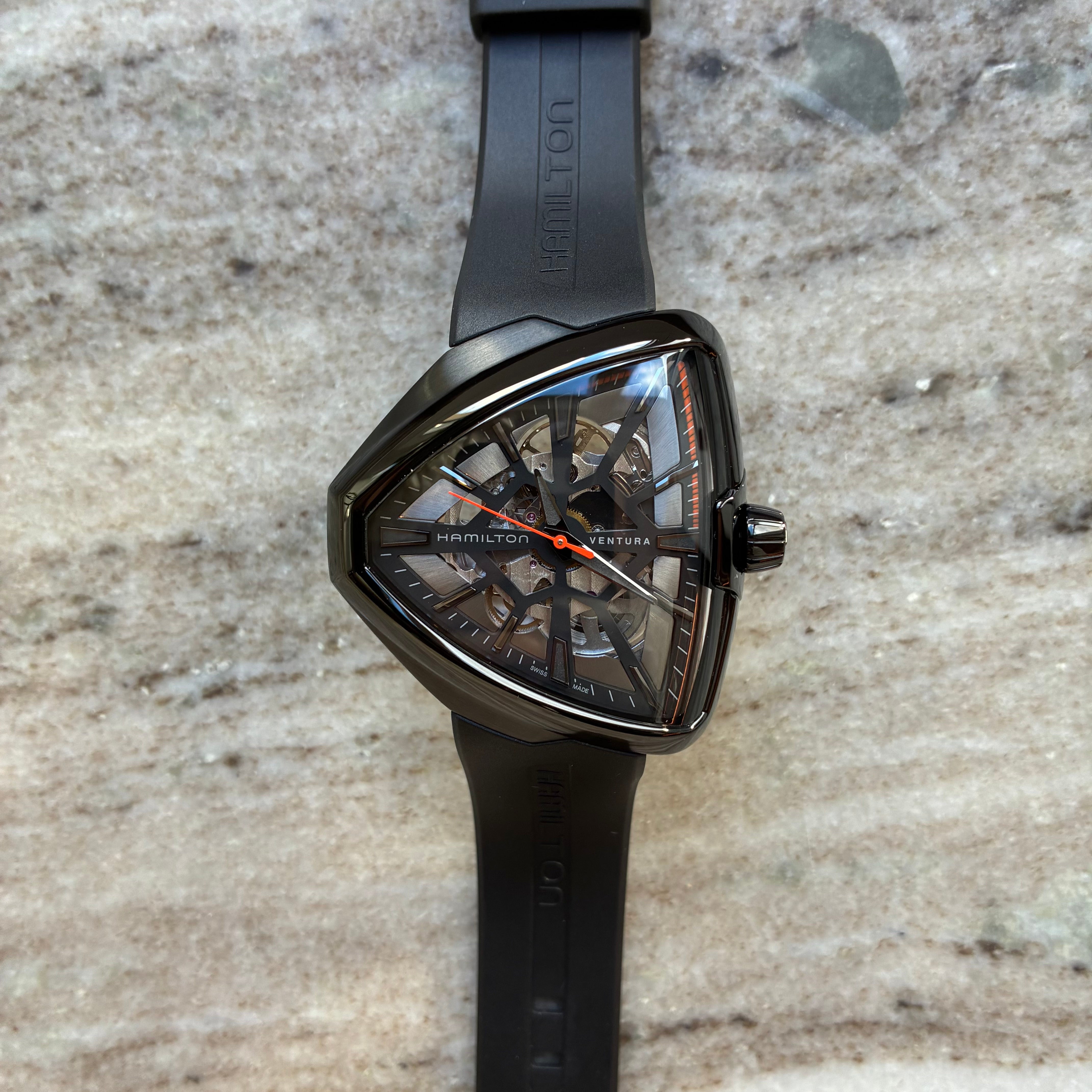 Ventura Skeleton - neu