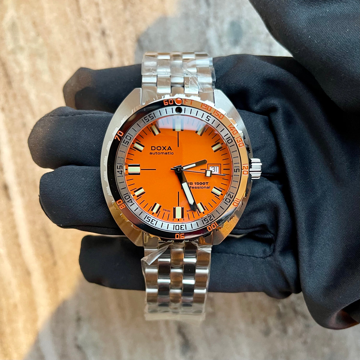 Doxa Sub 1500T / Orange / Ungetragen / neuwertiger Zustand (2025) - Juwelier Spliedt