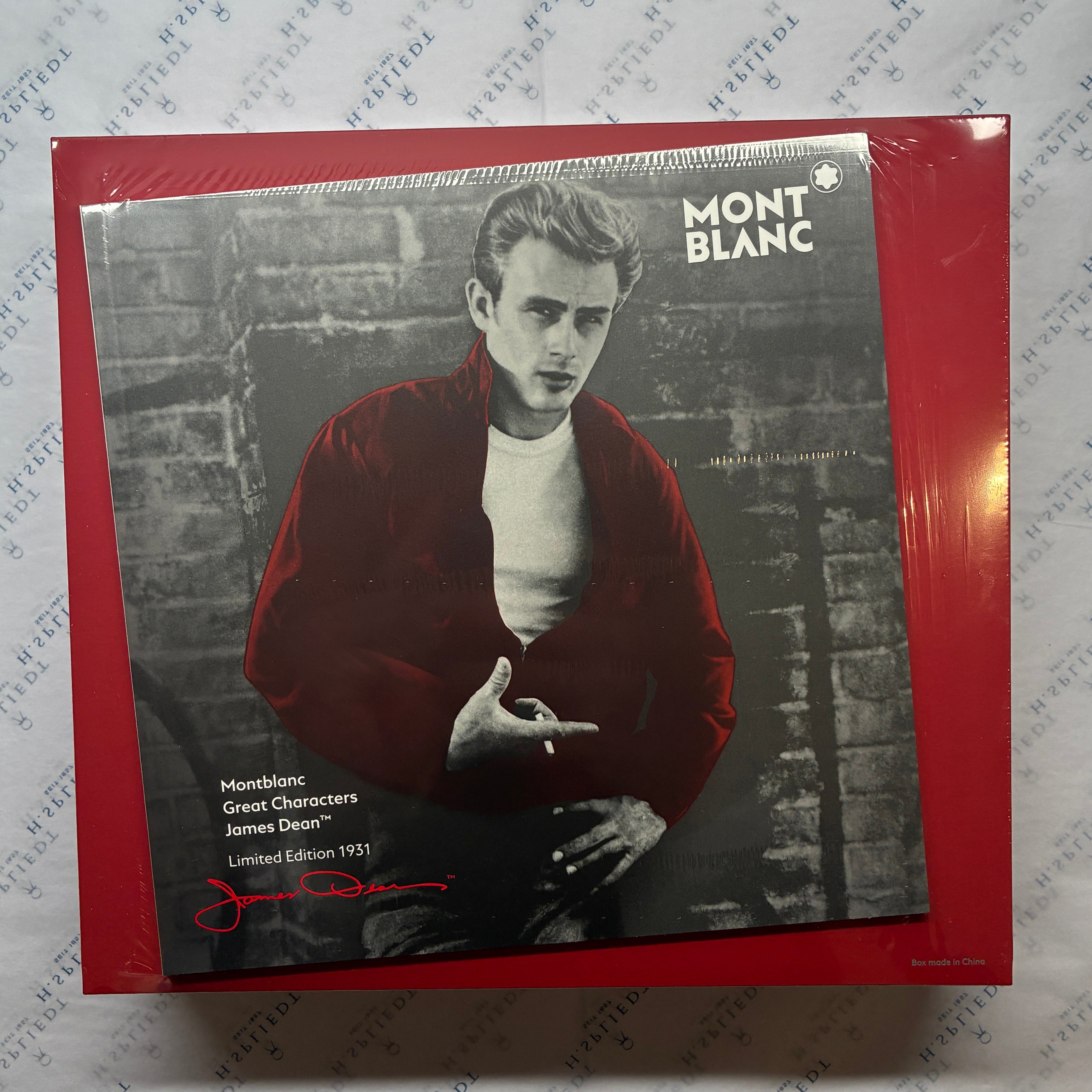 Montblanc Great Characters James Dean 1931 Füllfederhalter sealed in roter Verpackung mit Abbildung von James Dean
