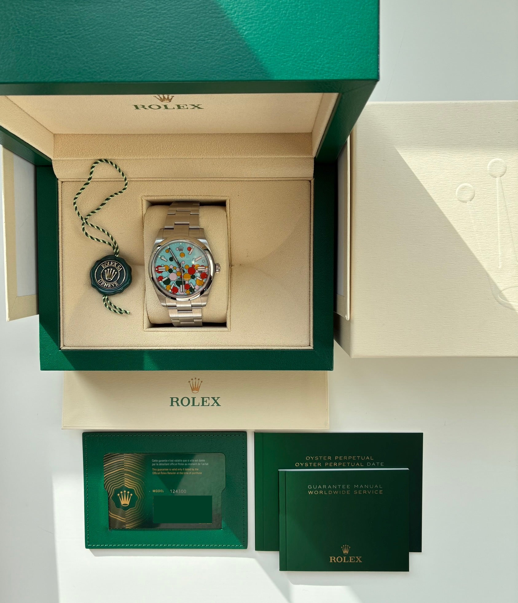Rolex Oyster Perpetual 41 "Celebration" im grünen Karton mit Papieren