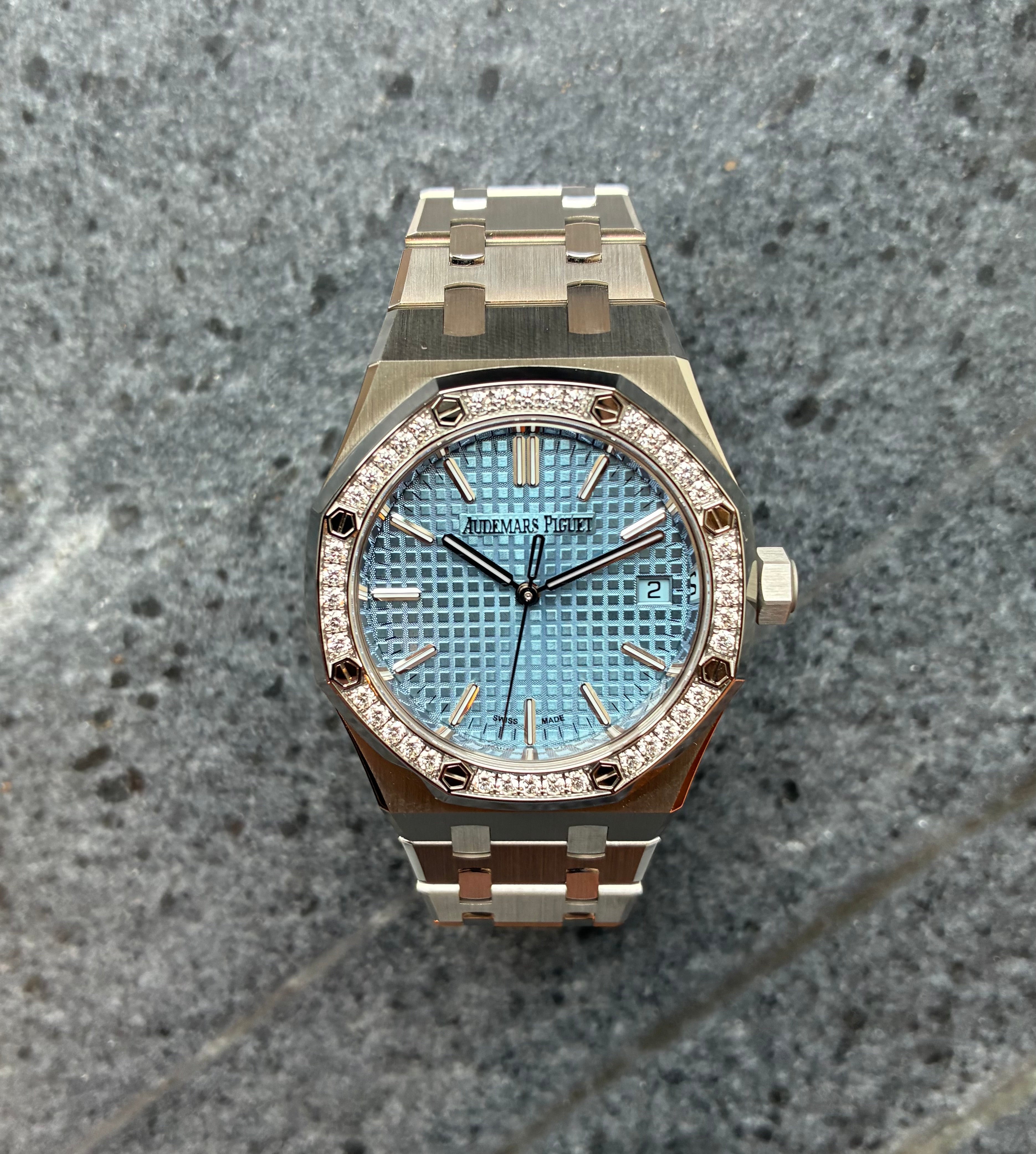 Audemars Piguet Royal Oak 37mm Eisblau (2024)