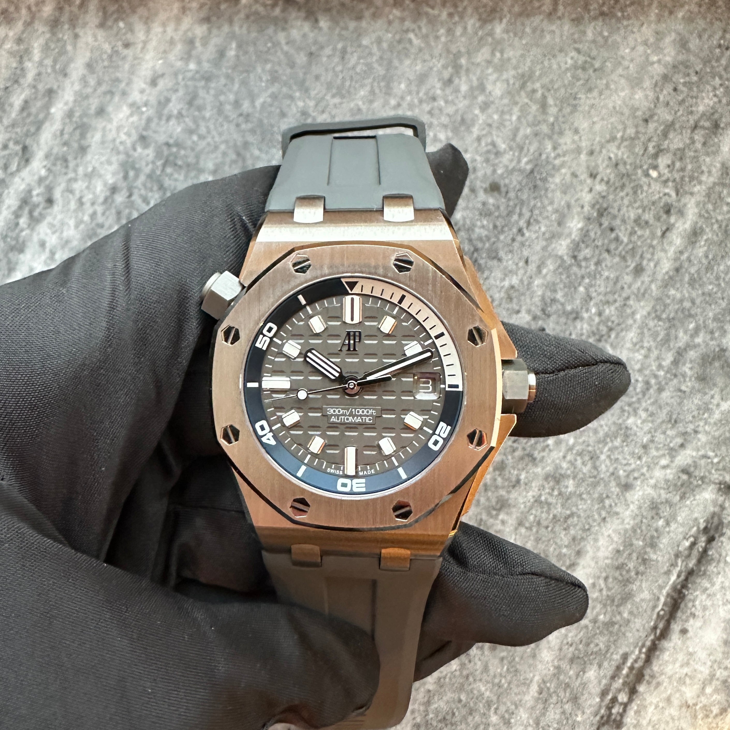 Royal Oak Offshore Diver Brand new / Blue / Stickers / Full-Set 2021