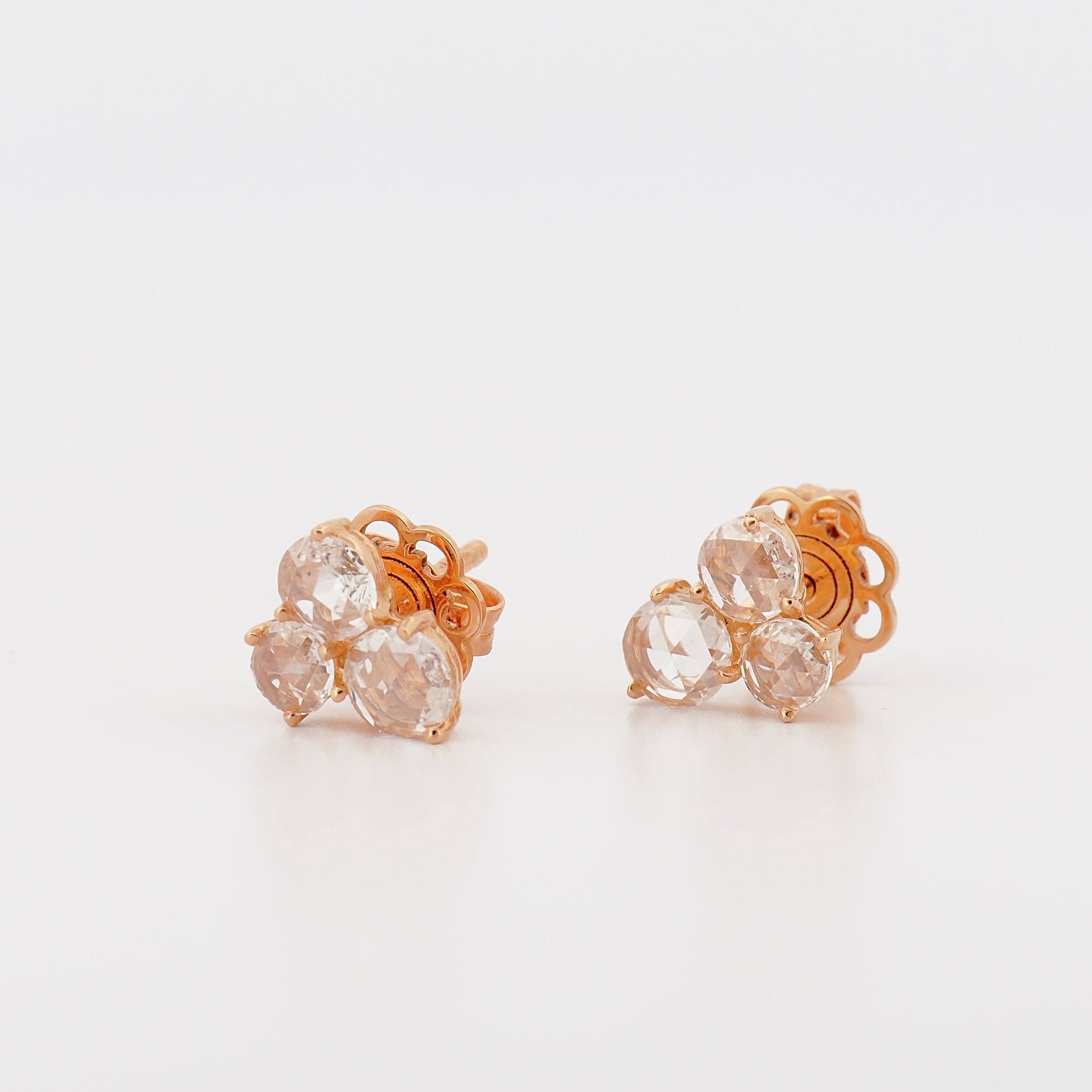 Ohrstecker Roségold mit drei Diamanten im Rosenschliff