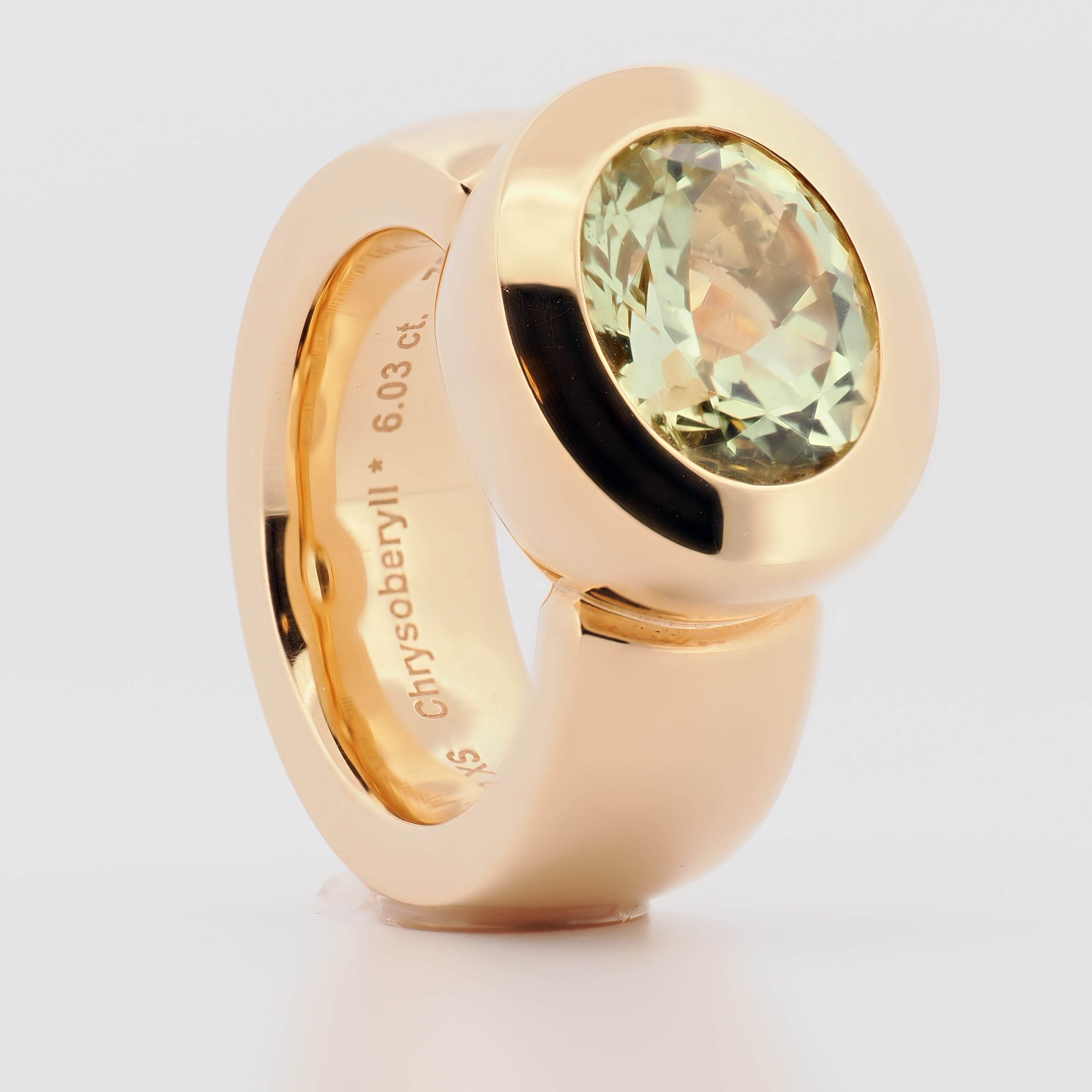 Ring mit Chrysoberyll in Roségold