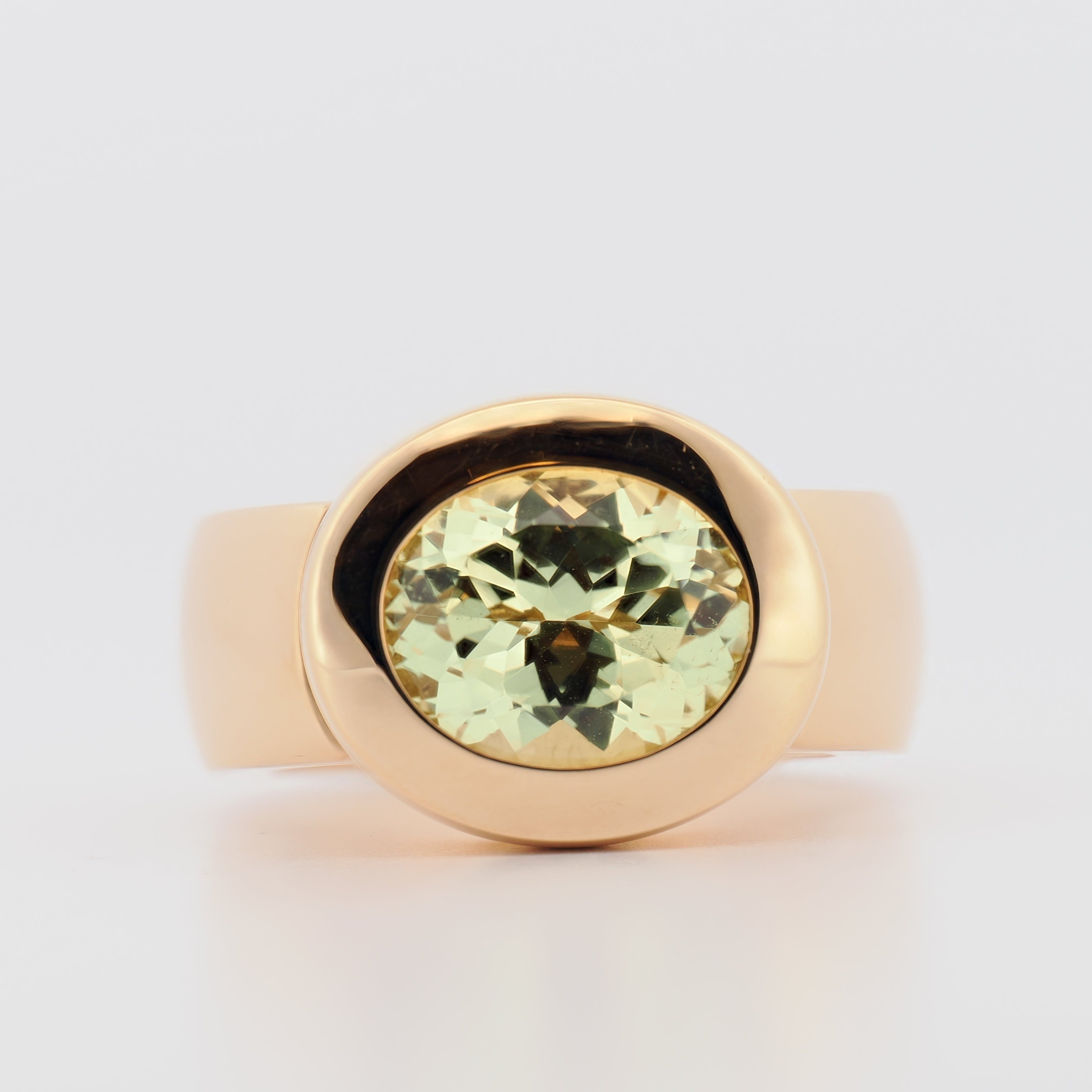 Ring mit Chrysoberyll in Roségold