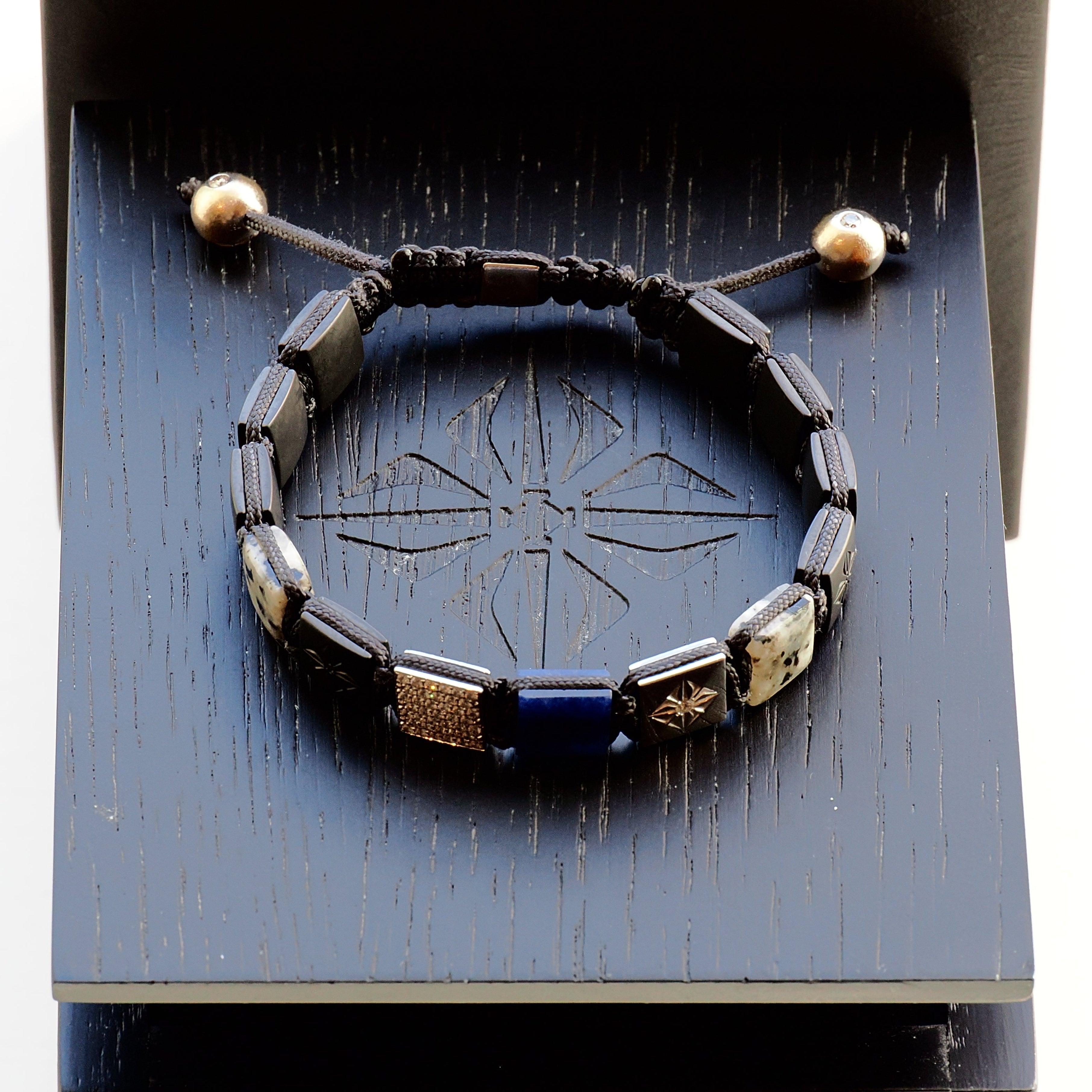 Shamballa Armband aus 18 K Weißgold