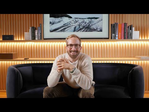 Video zeigt die Patek Philippe Aquanaut 5968G-010 Chronograph 42mm in Weißgold mit blauem Zifferblatt und sportlichem Design