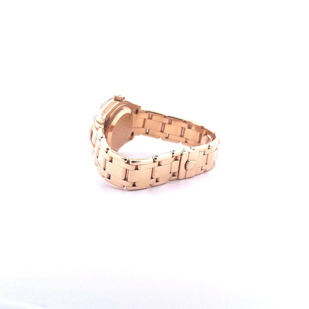 Rolex Lady-Datejust Pearlmaster 29 mm Gelbgold im sehr guten Zustand von vorne links, mit Armband und Schließe