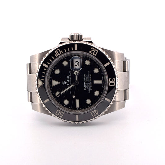 Rolex Submariner Date / Full-Set / 2022