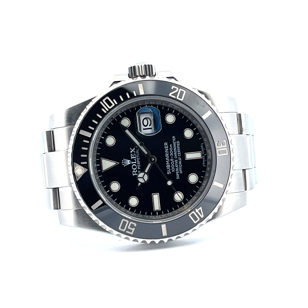 Submariner Date 116610LN / Box and Papers / -2019-