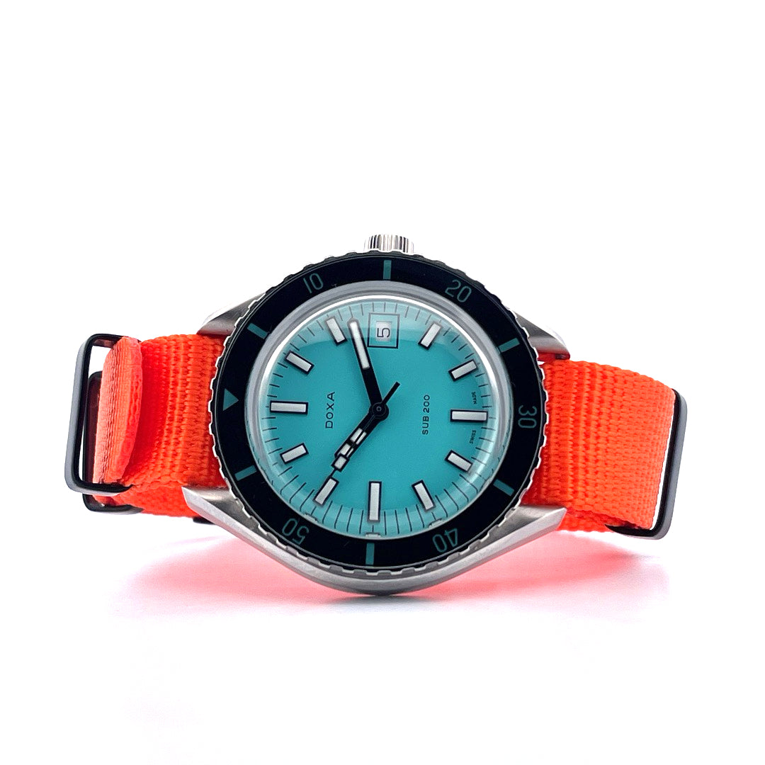 DOXA Sub 200 Aquamarine neuwertig /ungetragen