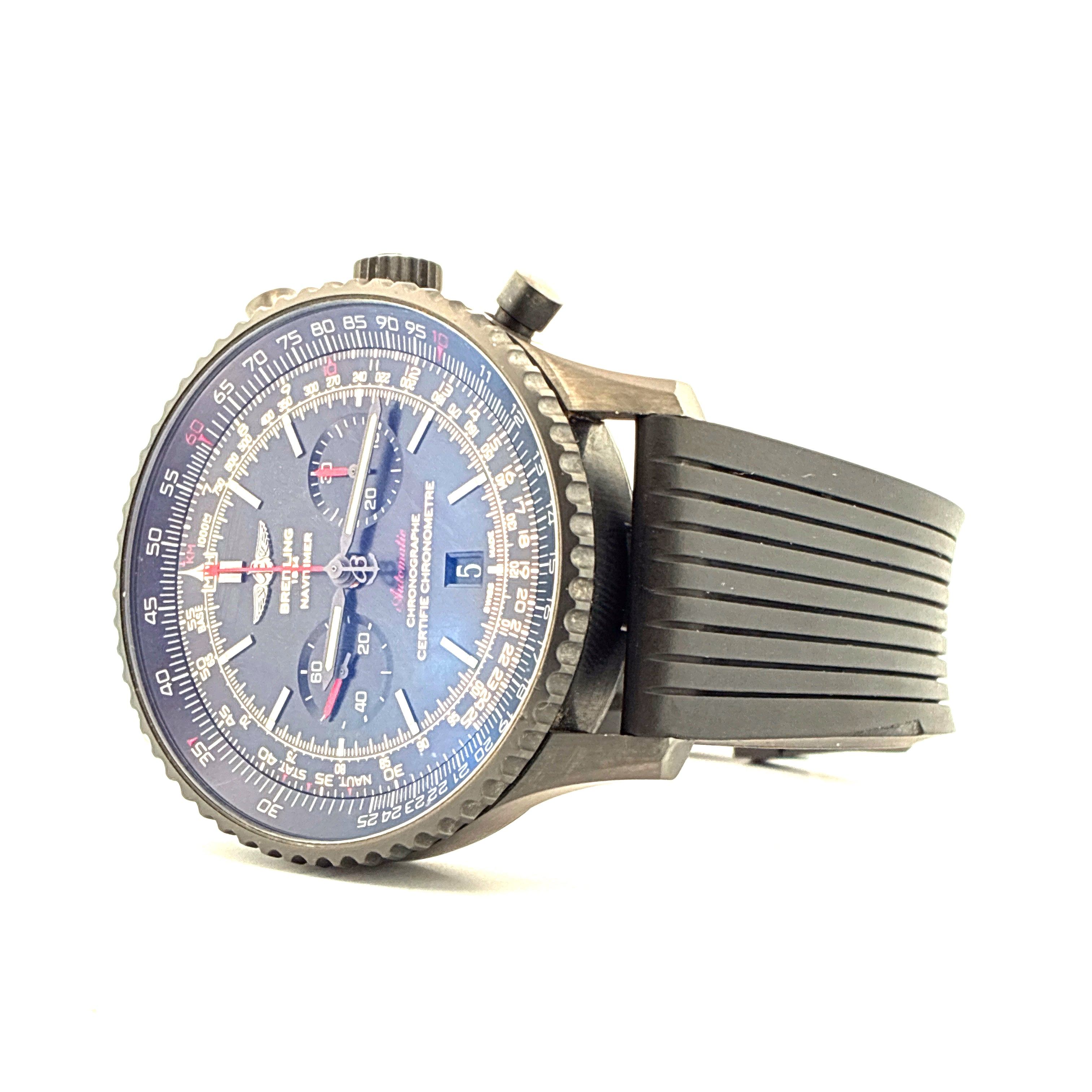 Navitimer B01 / Black steel / Full-Set / 2016