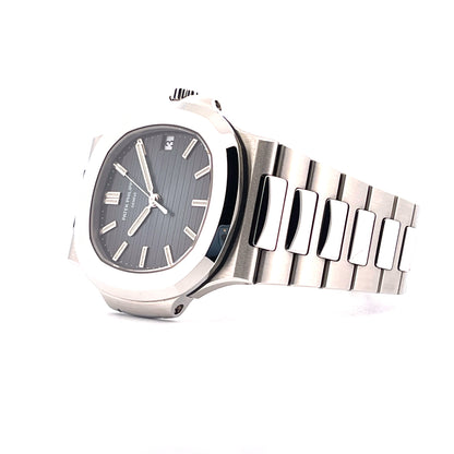 Patek Philippe - Nautilus 5711/1A-010 (Full Set) -2011- - [product_sku]