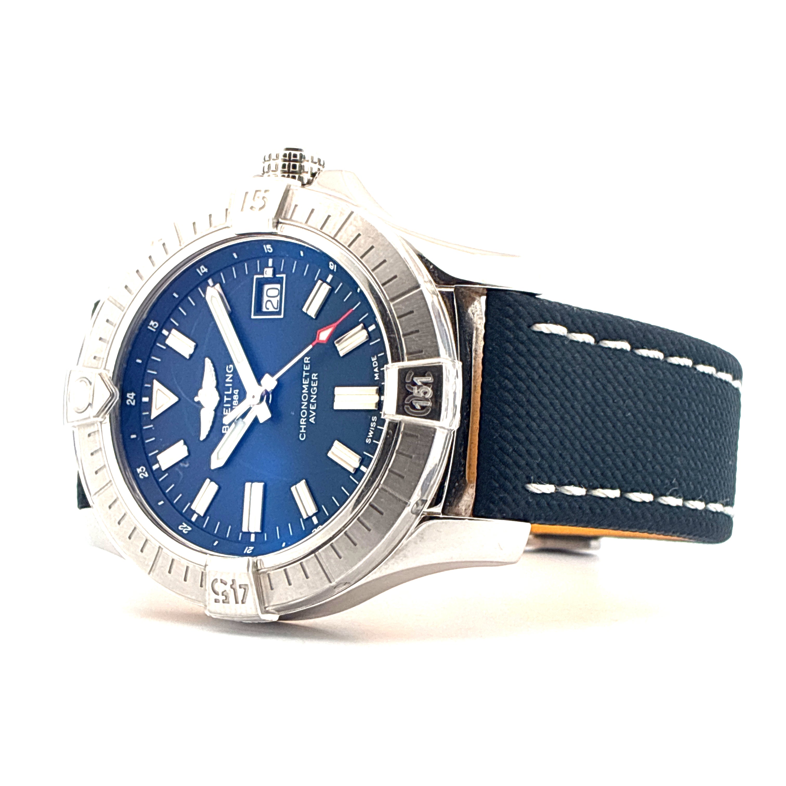 Breitling - Avenger / Automatic 43 Blue Dial / Full-Set - [product_sku]