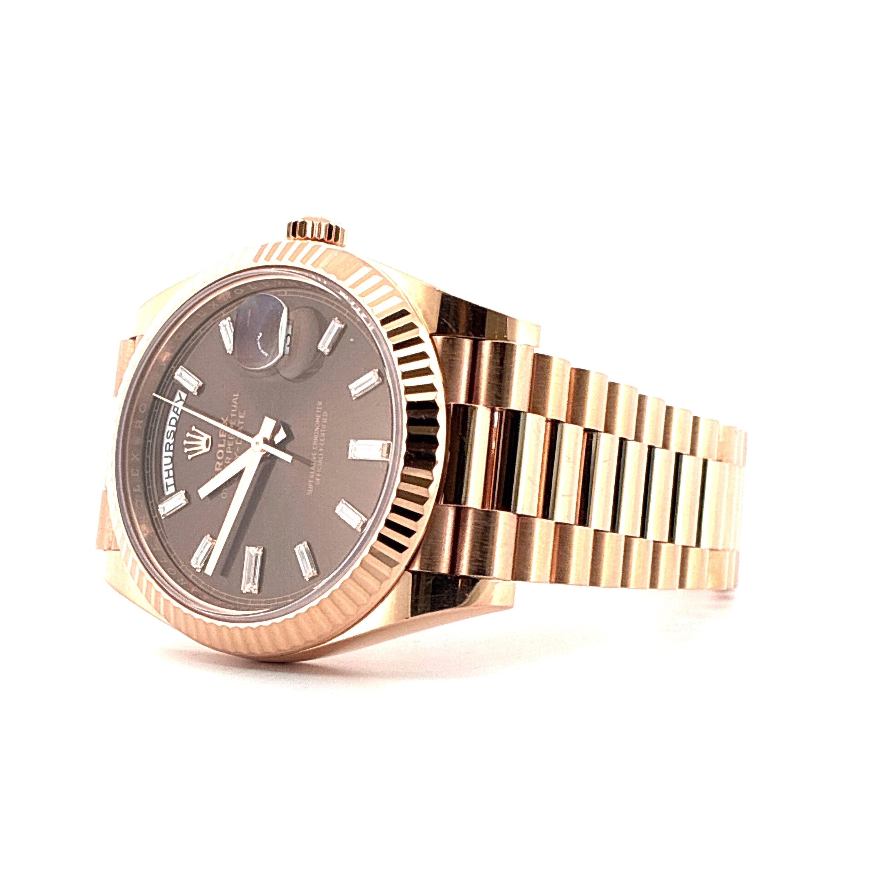 Rolex - Day-Date 40 / Roségold / Chocolate Dial / Baguette / Full-Set / 2022 - [product_sku]