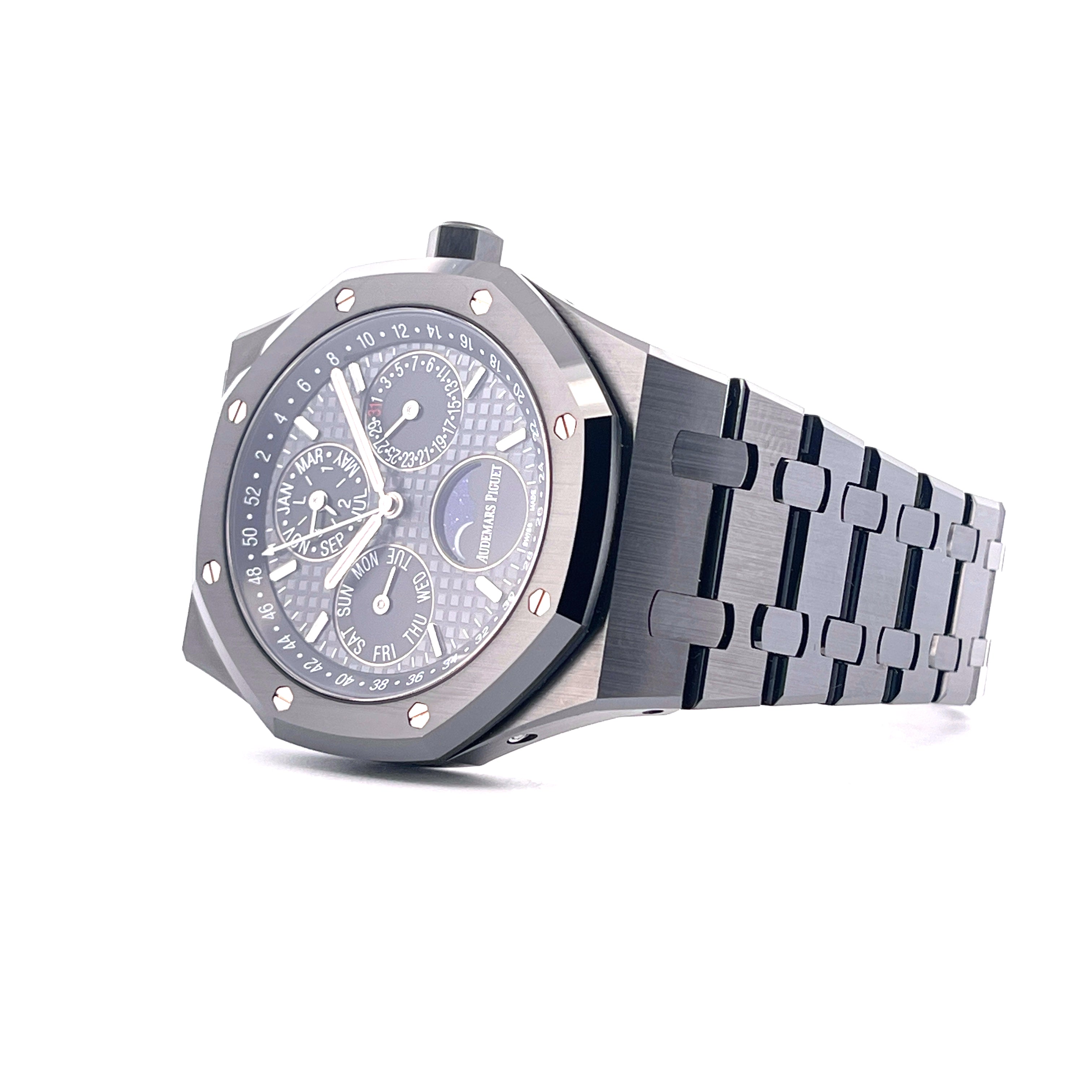 Royal Oak Perpetual Calendar Black Ceramic 26579CE / Service in 2025 / Jahr 2018