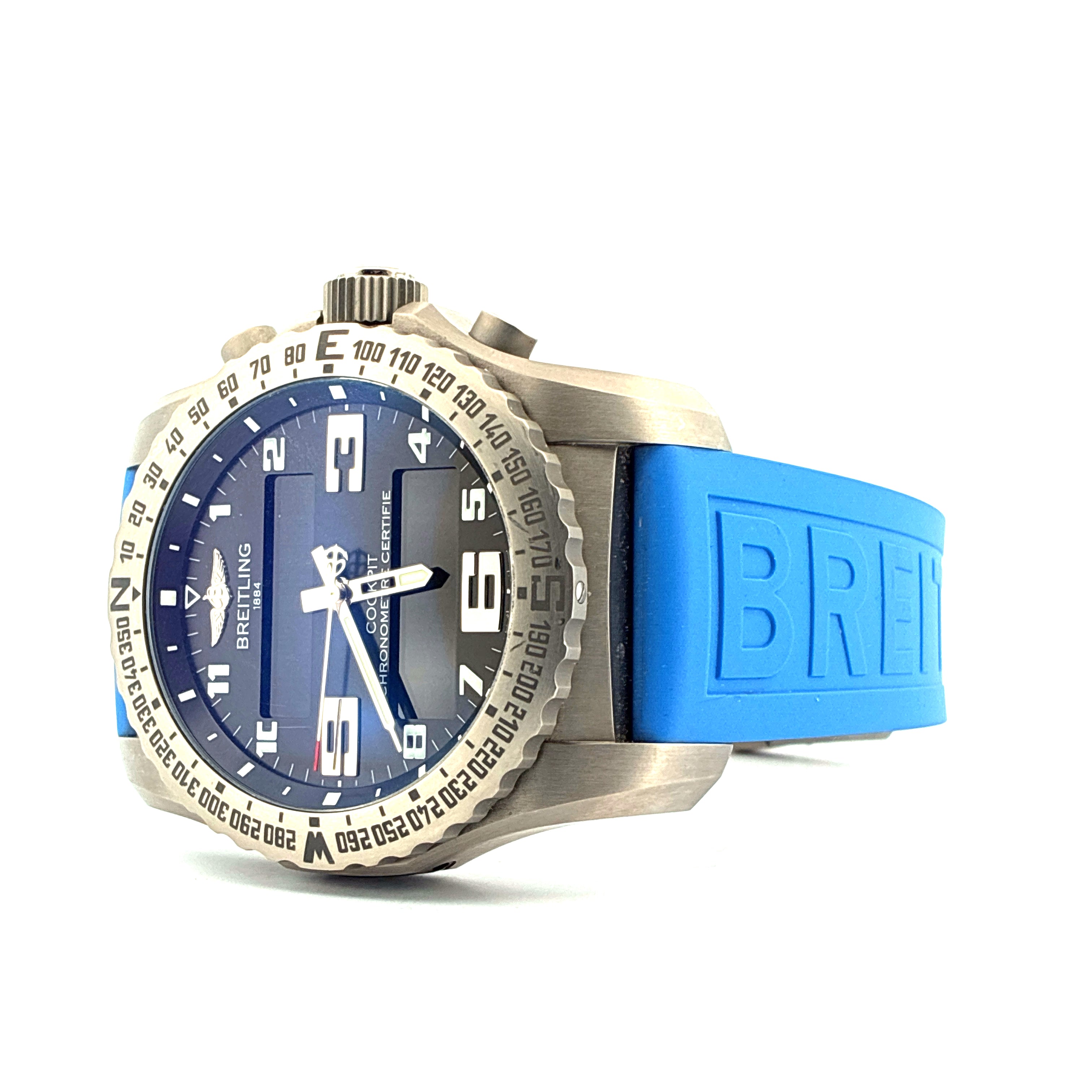 Cockpit B50 Titan Quarz / Blue Strap / incl Black Strap and Folding Clasp / very good Condition / premium Full Set / Germany 2015