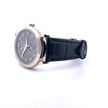 Patek Philippe - Annual Calendar Calatrava - Juwelier Spliedt - [product_ Artikelnummer]