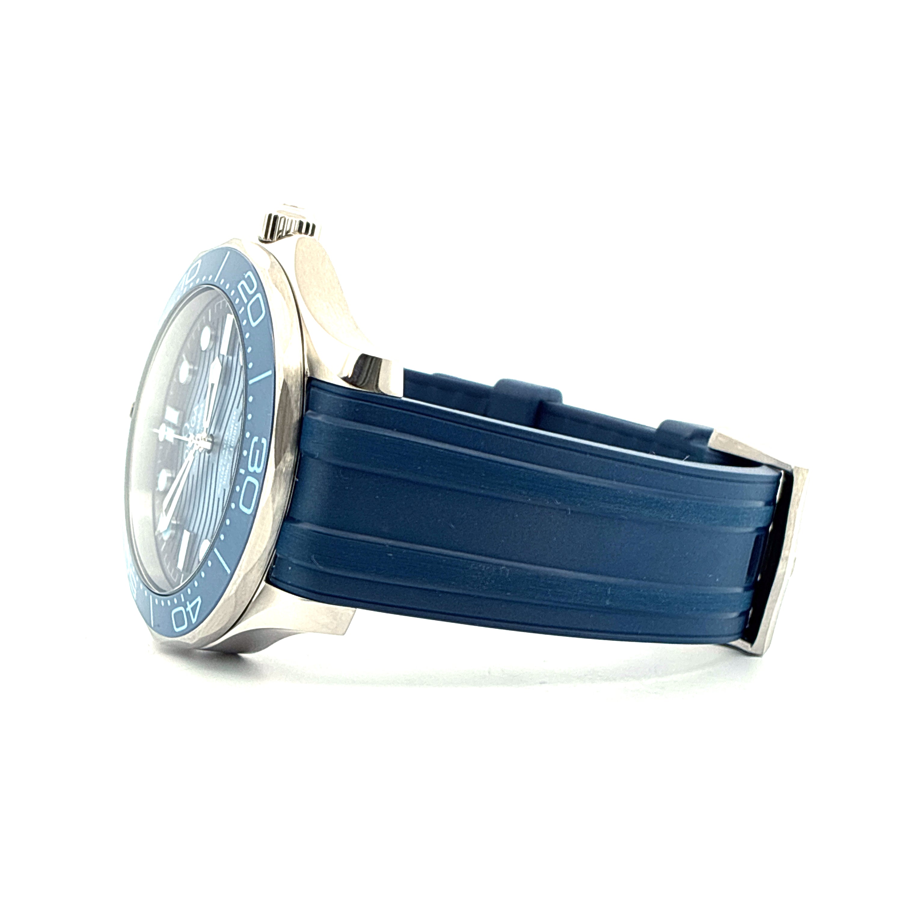 Omega - Seamaster Diver 300 M Co-axial Summer Blue Seamaster / Ice Dial / Like New / Full-Set / 2025 - [product_sku]