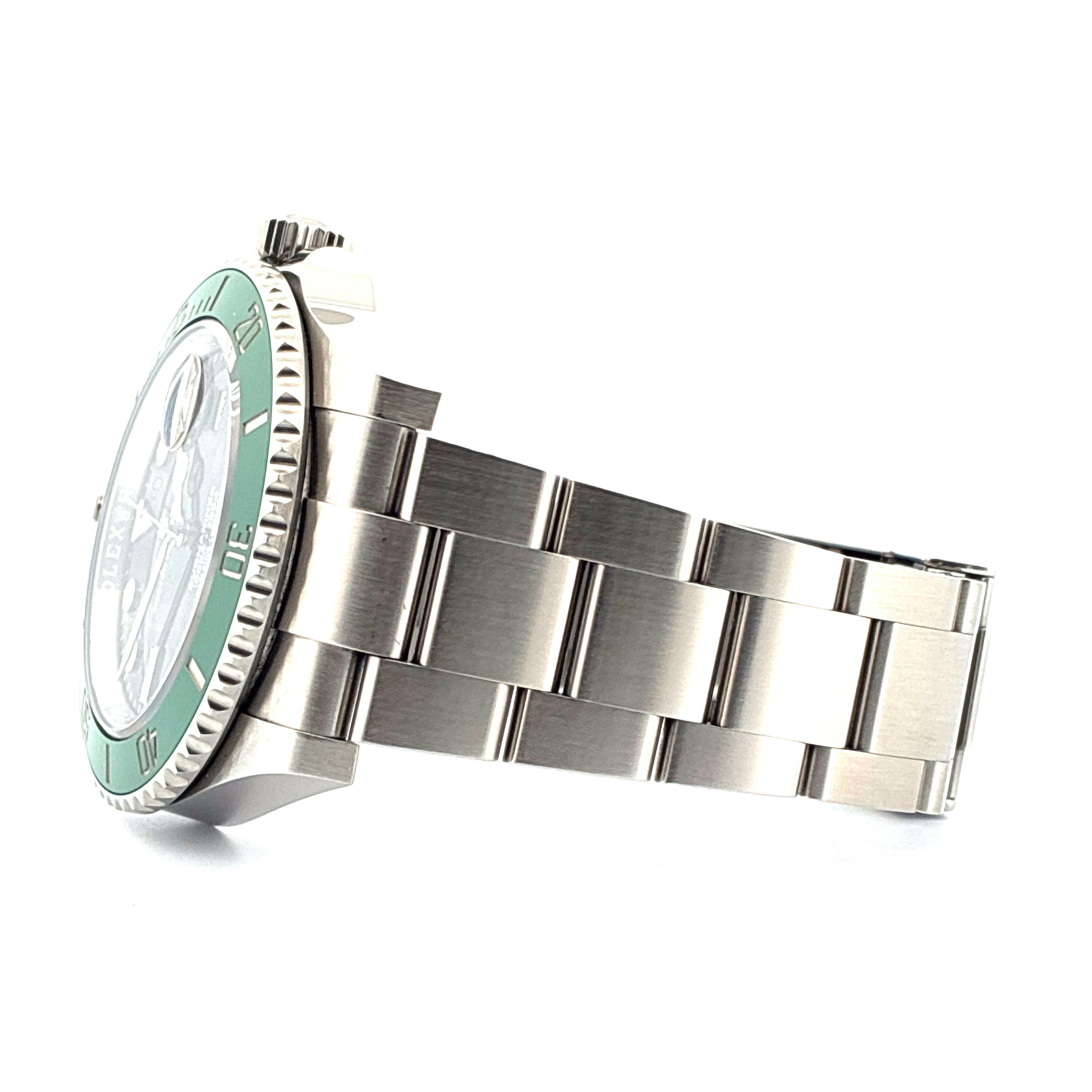 Rolex - Submariner Date / Starbucks / Box & Papers / 2022 - [product_sku]