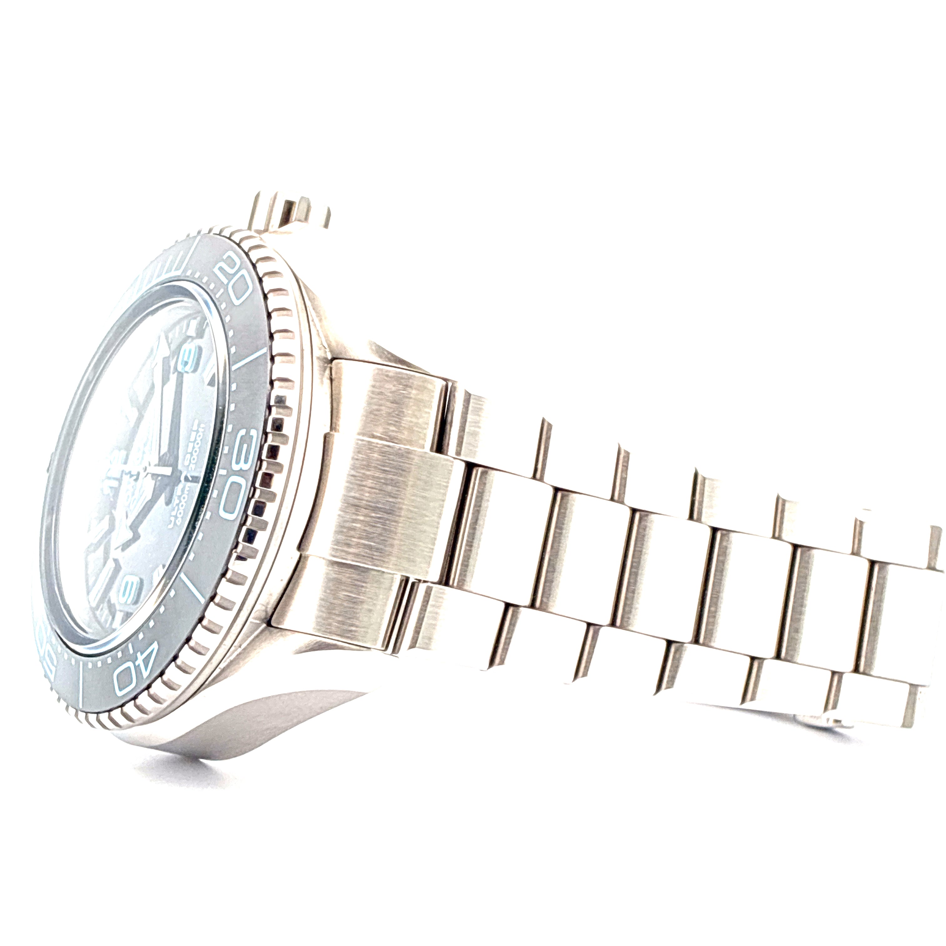 Seamaster Ultra Deep 6000M / very good condt. / Stainless steel / Full-Set / 2025 / 4 years Omega guarantee