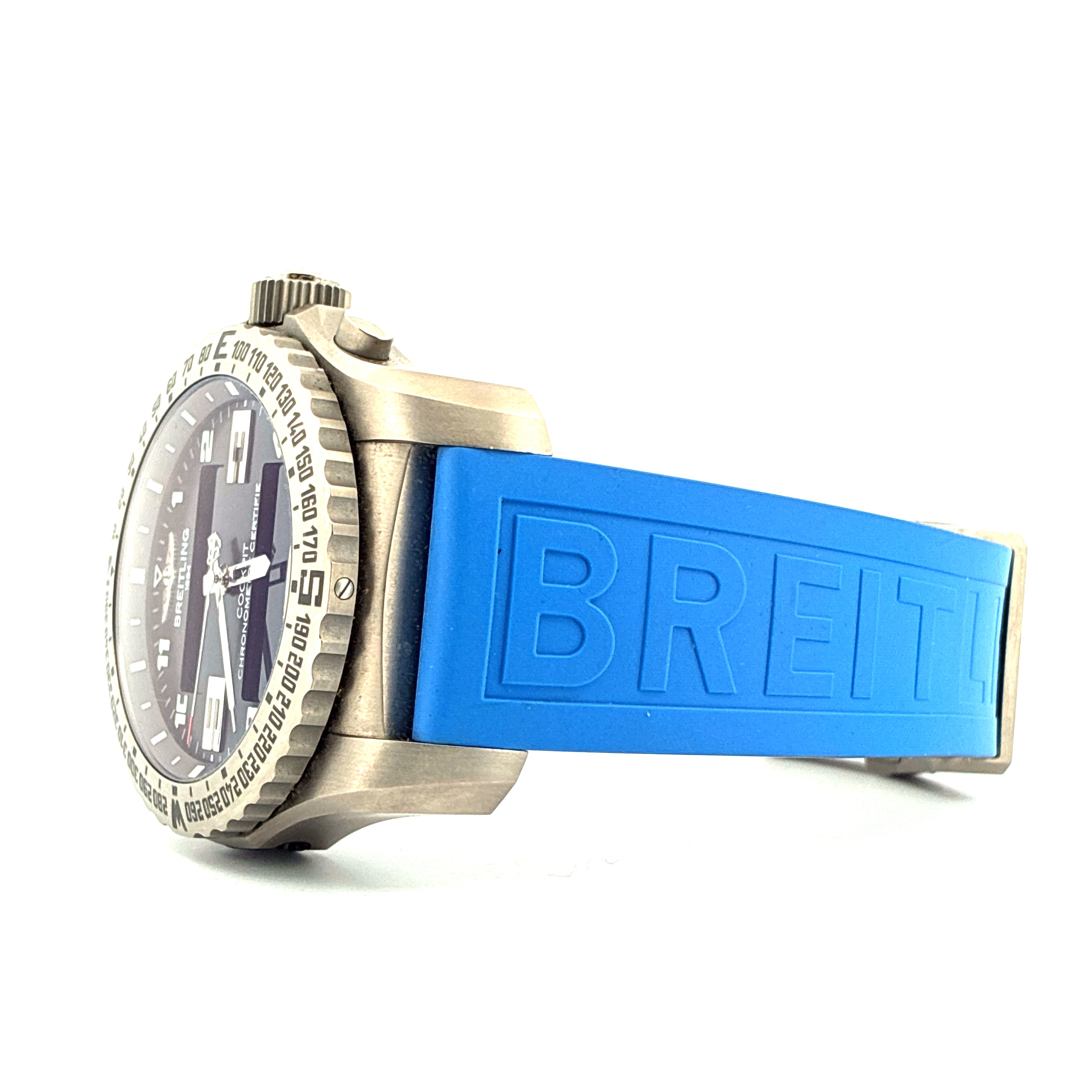 Cockpit B50 Titan Quarz / Blue Strap / incl Black Strap and Folding Clasp / very good Condition / premium Full Set / Germany 2015