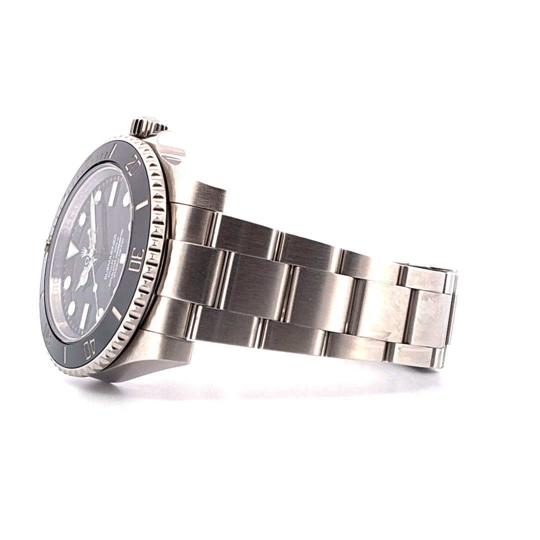 Submariner (No Date) (2015)