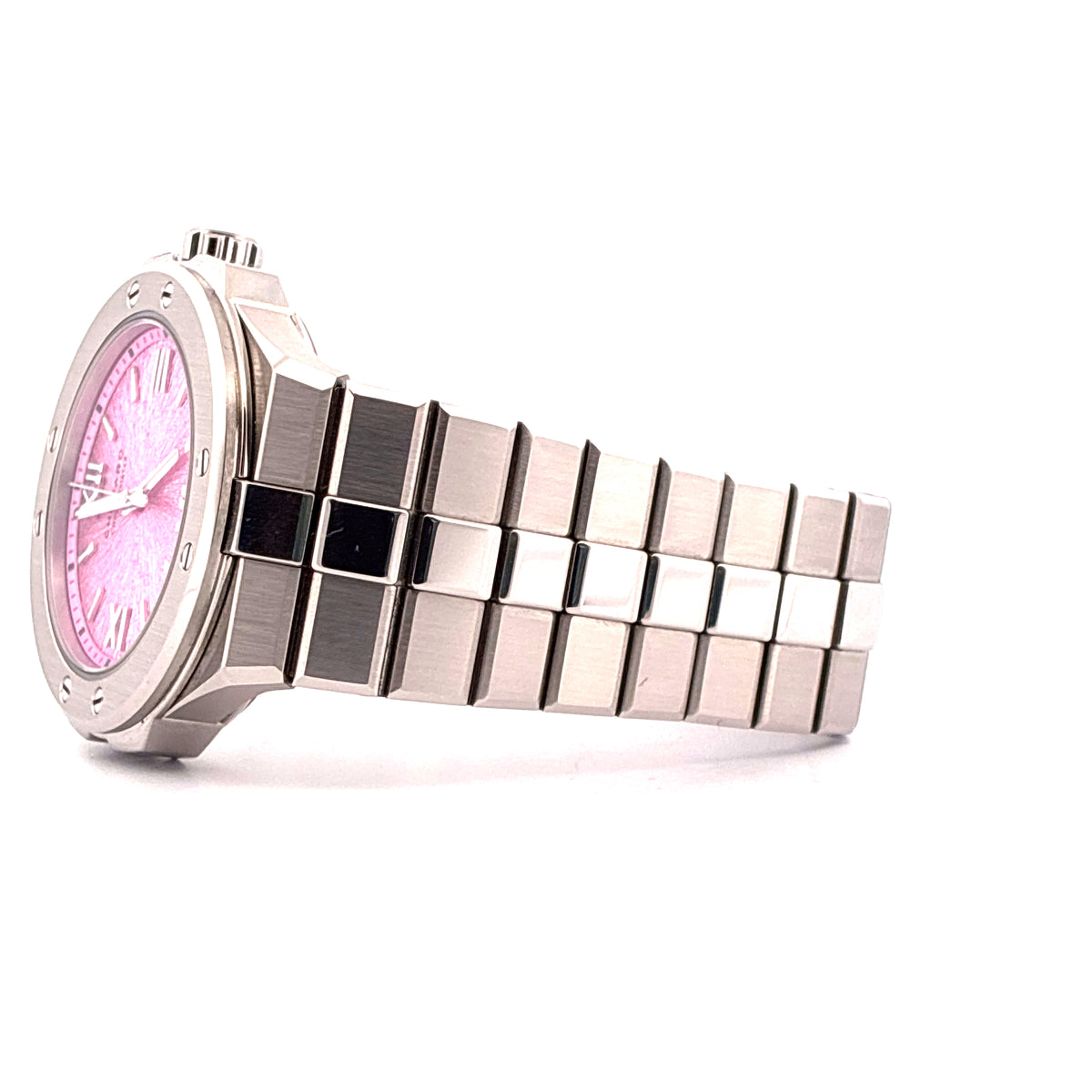 Alpine Eagle small Pink Dial 36 mm / Full Set / 2024