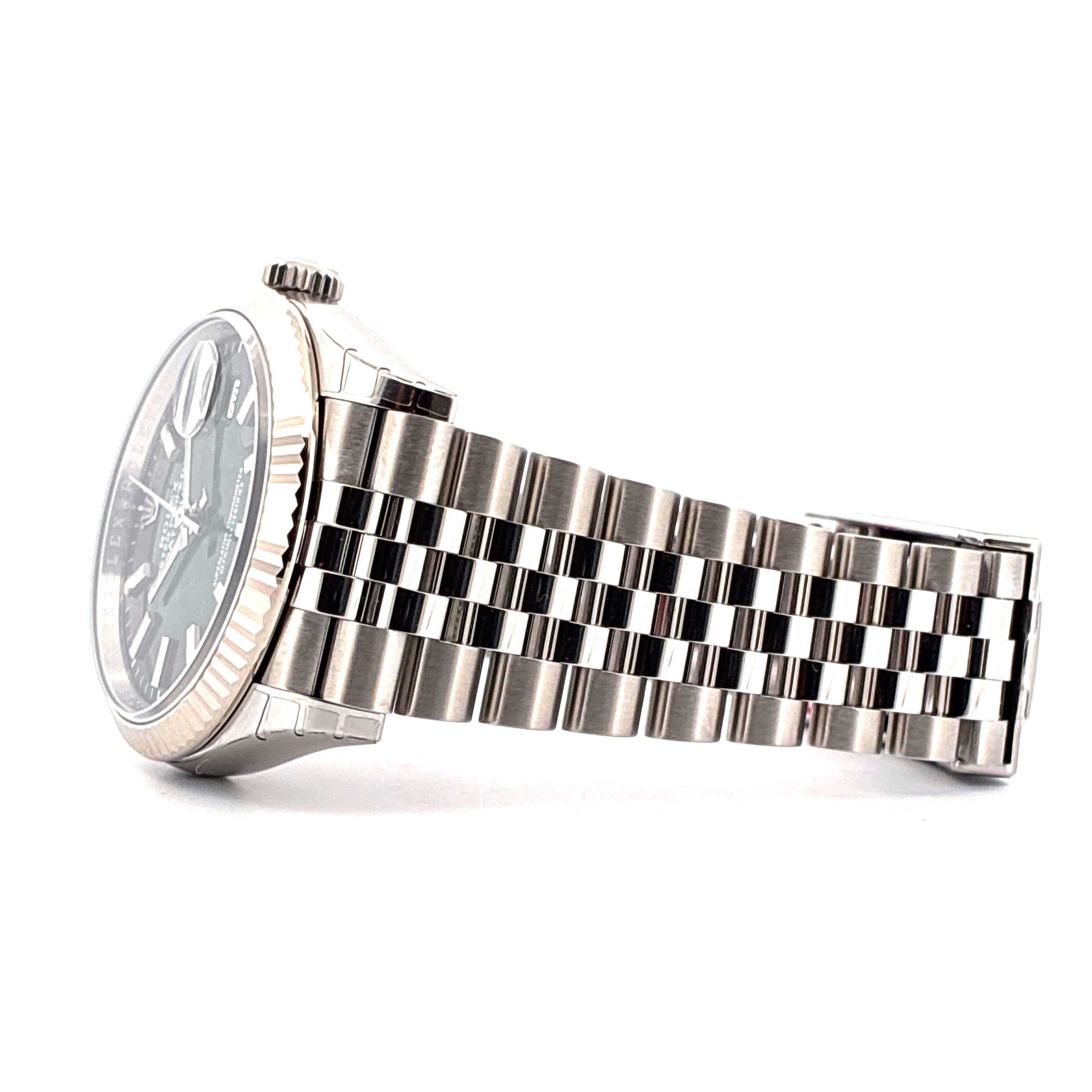 Datejust / Ombre Dial / Stickers / Qr-Code / Unworn / Jubilee / New release / Full-Set 2026
