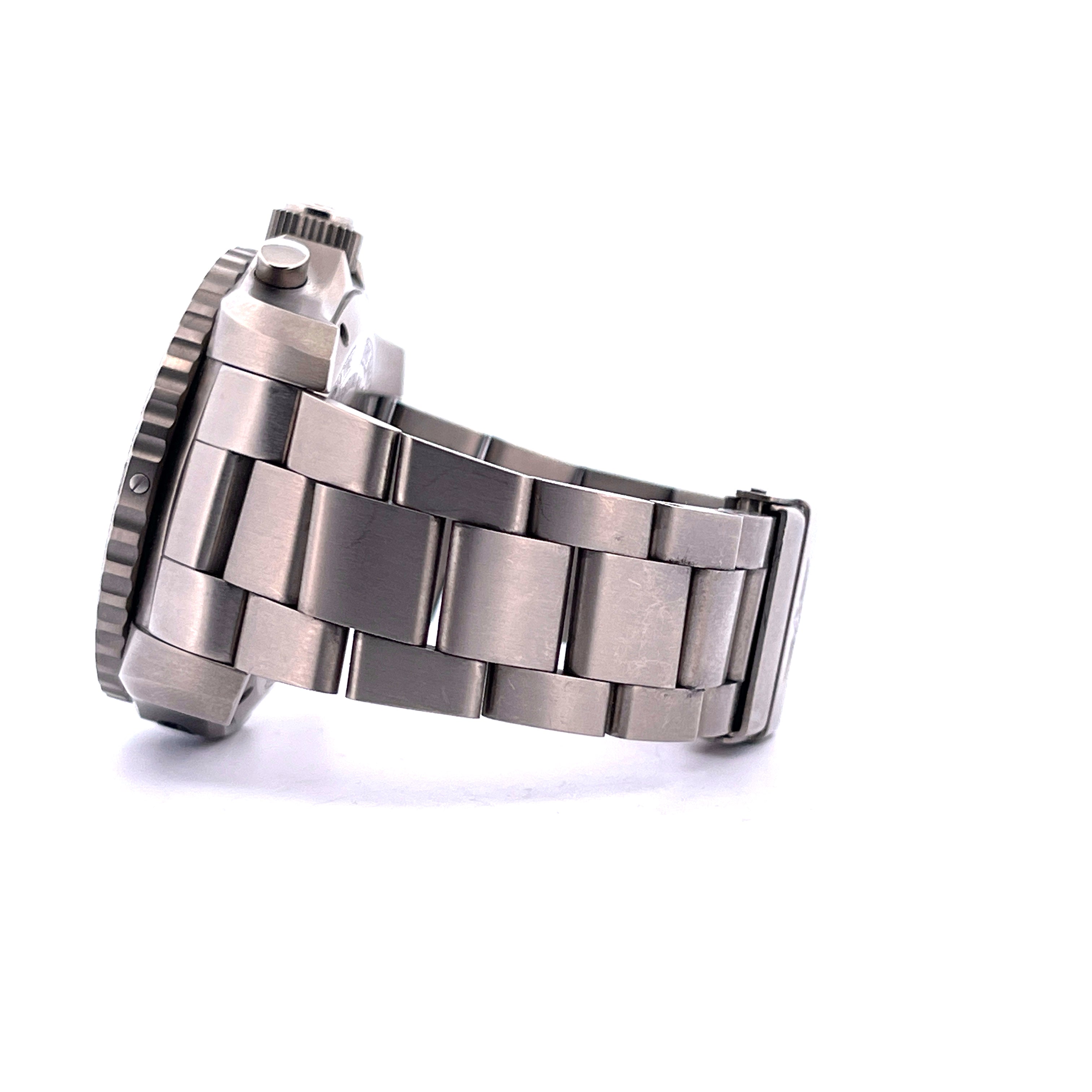 Breitling - Breitling Cockpit B50 - Juwelier Spliedt