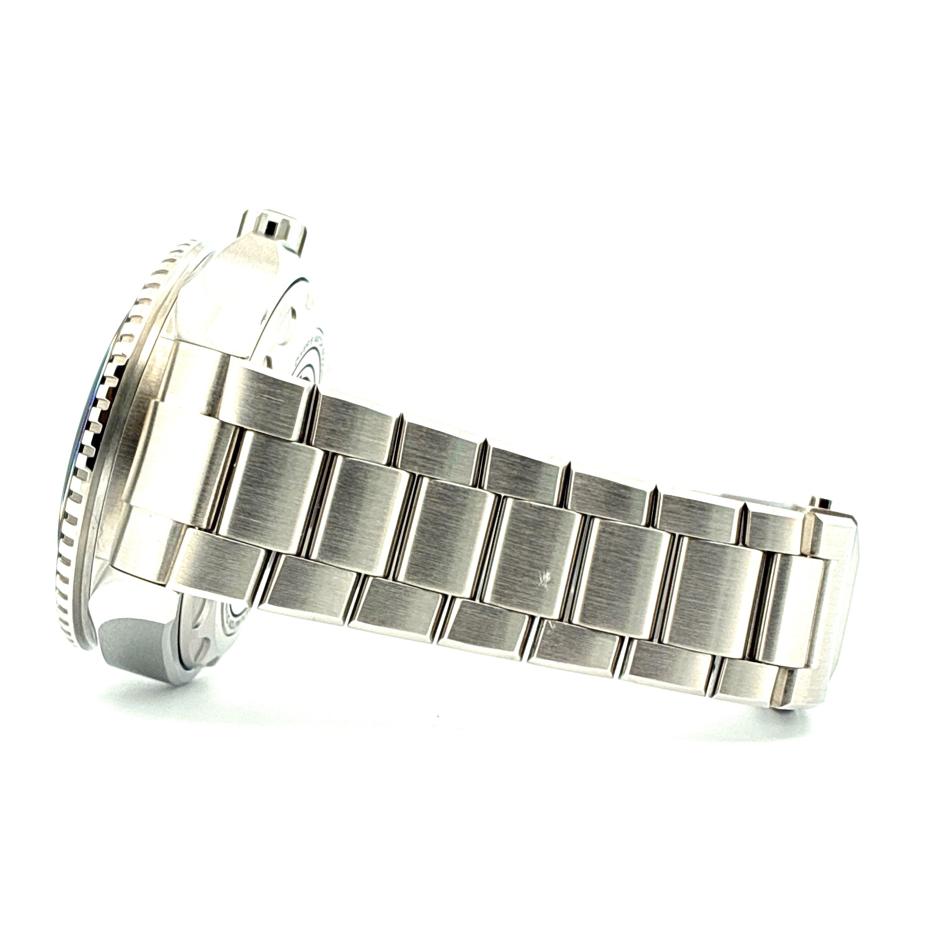 Omega - Seamaster Ultra Deep 6000M Planet Ocean 6000m Ultra Deep / Box & Papers / very good condt. / 2025 - [product_sku]
