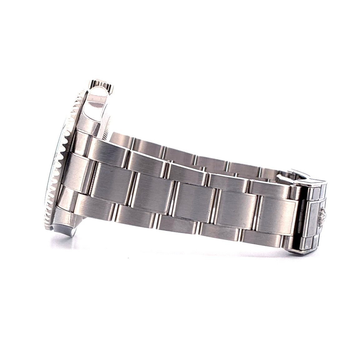 Rolex - Submariner Date "Hulk" / Rolex Service 2025 (2015) - [product_sku]