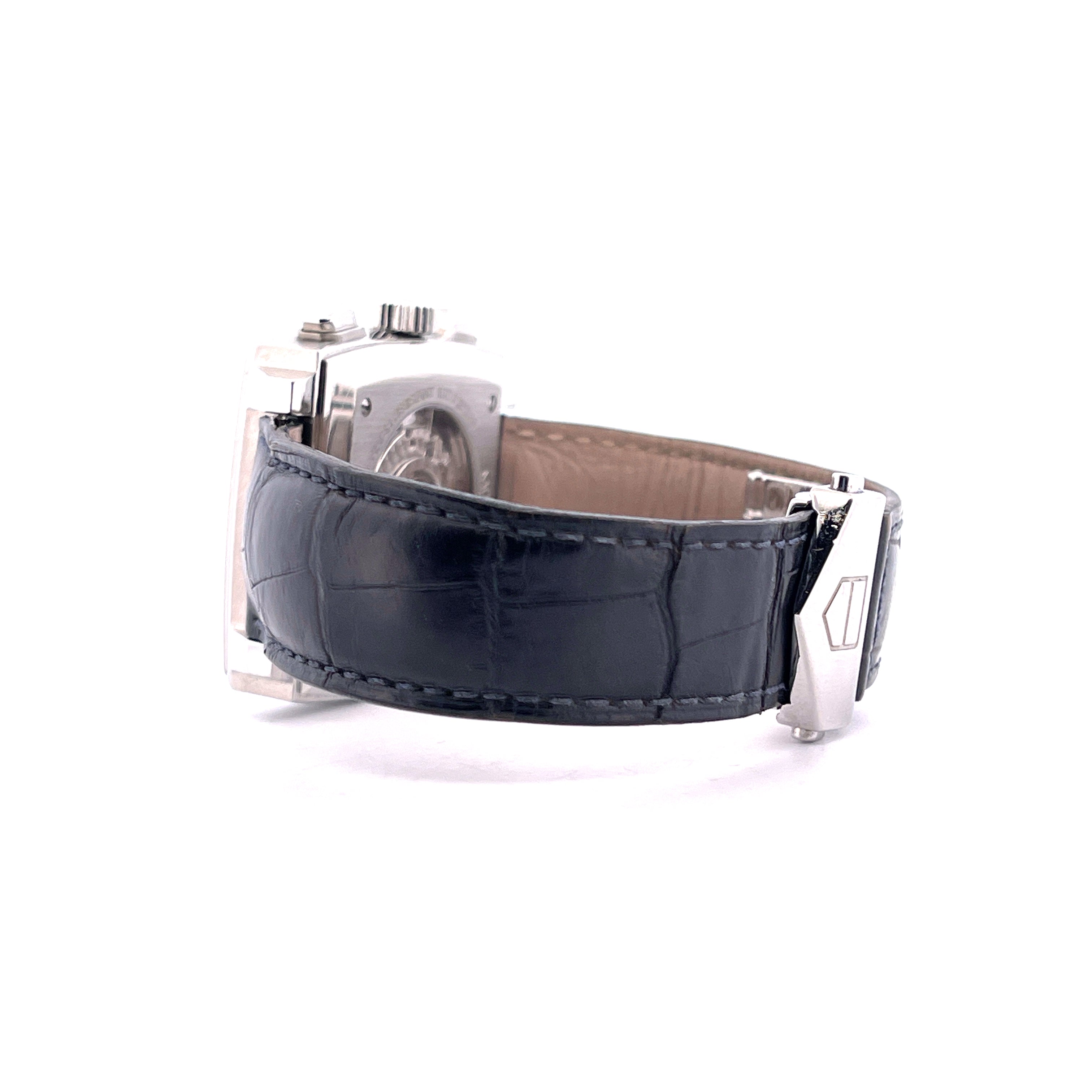 Tag Heuer Monaco CAW2111 Seitenansicht des blauen Krokodillederarmbands mit Stahlschließe