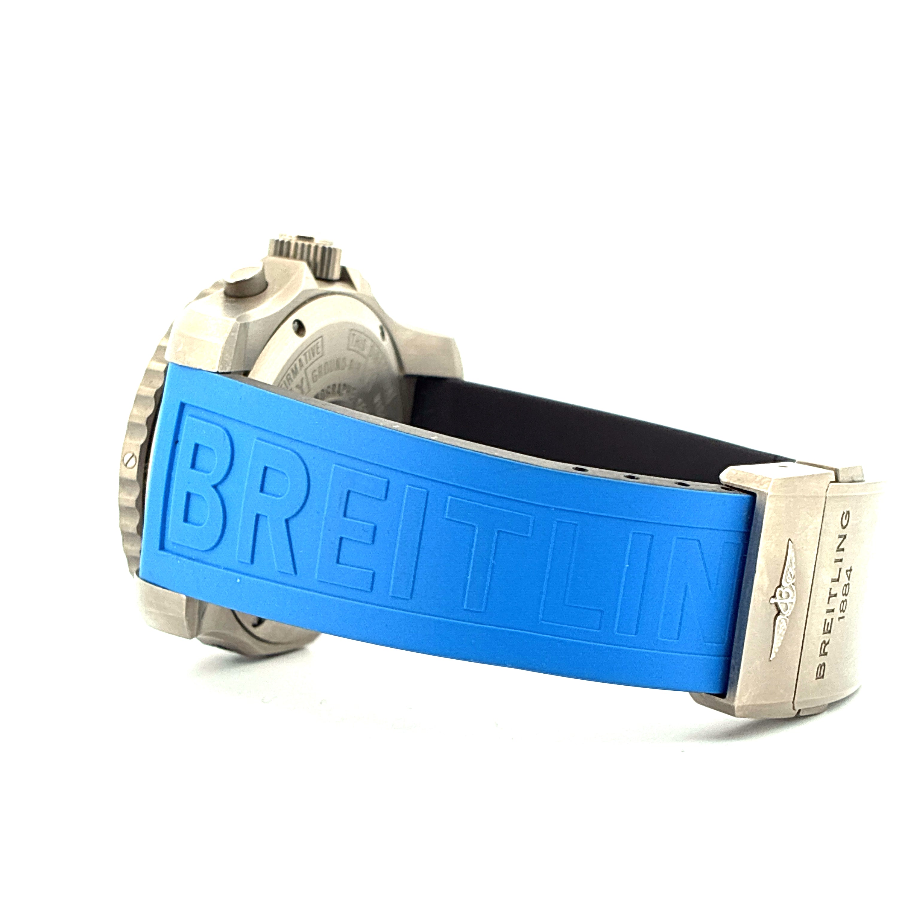 Cockpit B50 Titan Quarz / Blue Strap / incl Black Strap and Folding Clasp / very good Condition / premium Full Set / Germany 2015