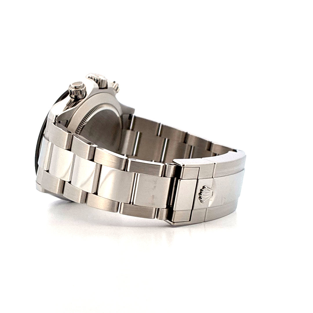 Rolex Daytona Panda-Dial 40 mm Edelstahl Automatik von der Seite, mit poliertem Edelstahlarmband und Schließe mit Logo