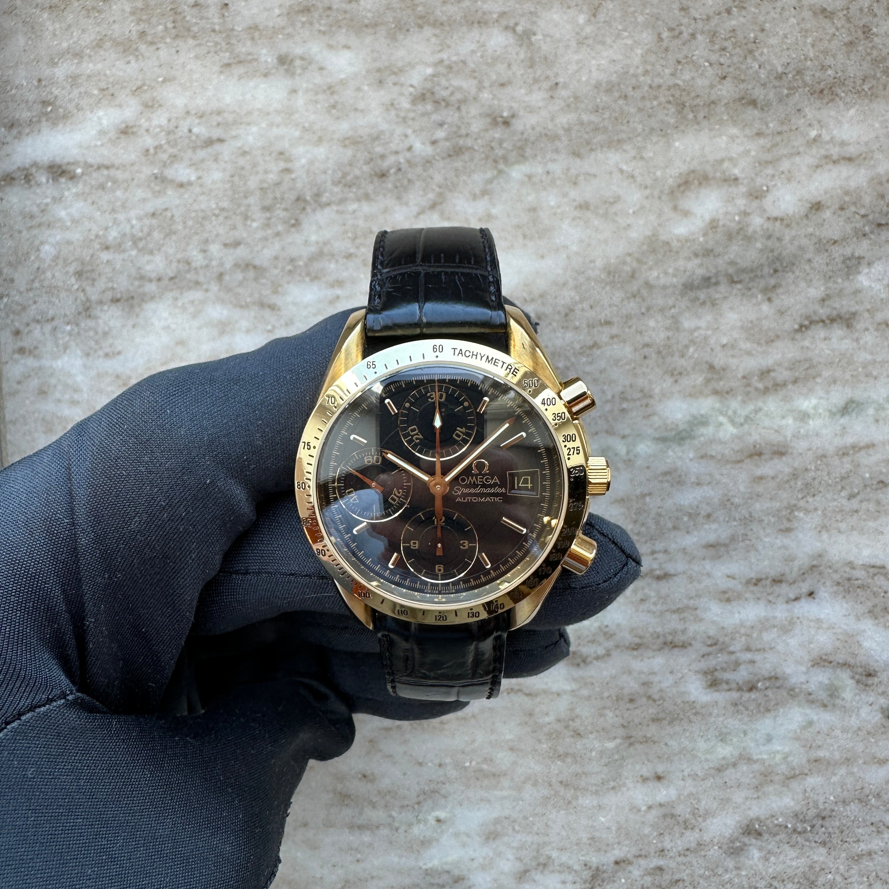 Speedmaster Date 39mm Gold