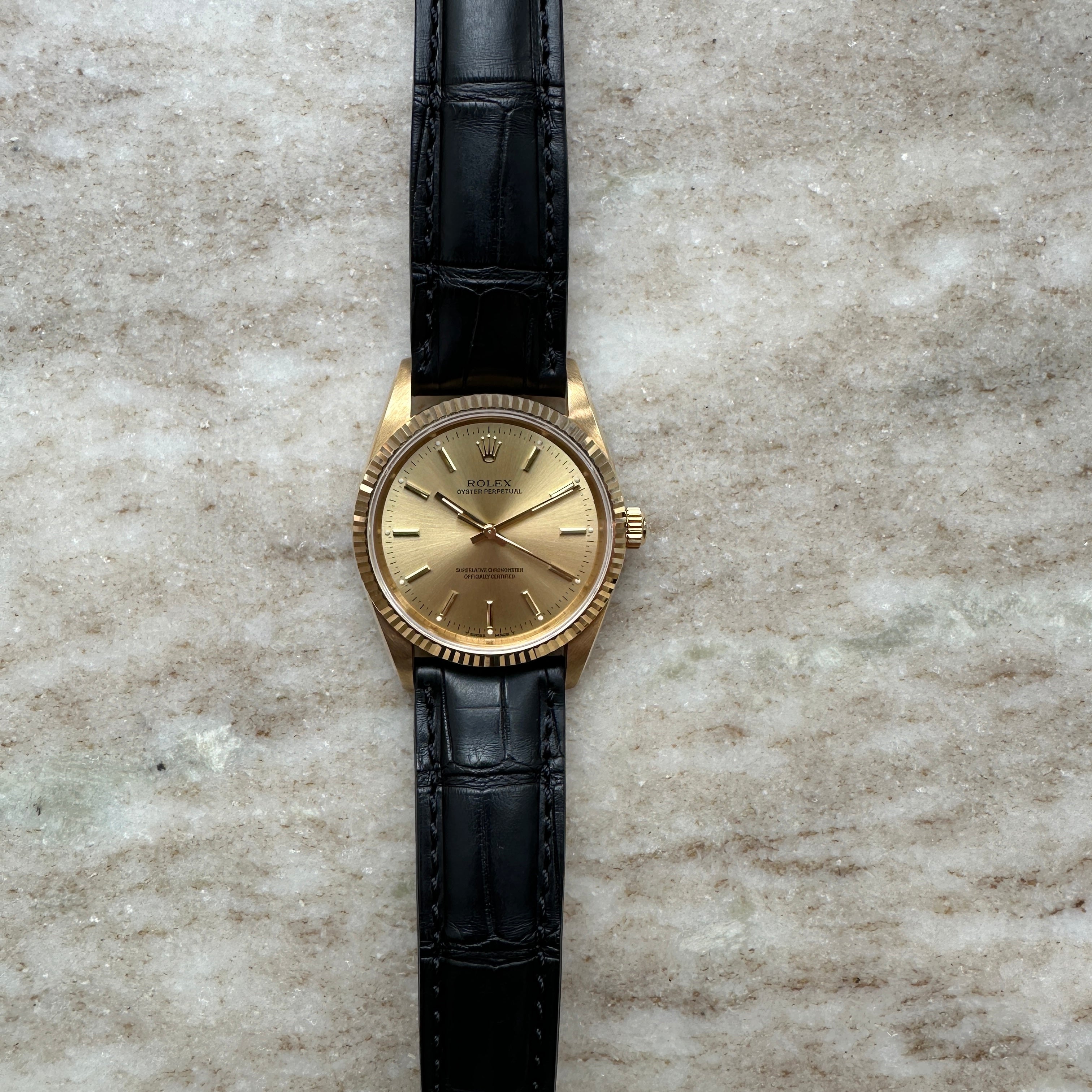 Oyster Perpetual 34 Full Gold 18kt / Gold Pin Buckle / nearly NOS Condt. / Premium Full Set / Italy 1997 / new Strap incl. Orig. Strap