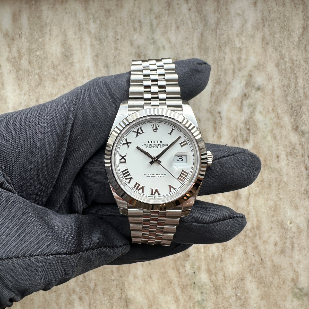 Datejust 41 White Dial Roman / Jubilee / Full Set + Invocie / Unworn / 2022