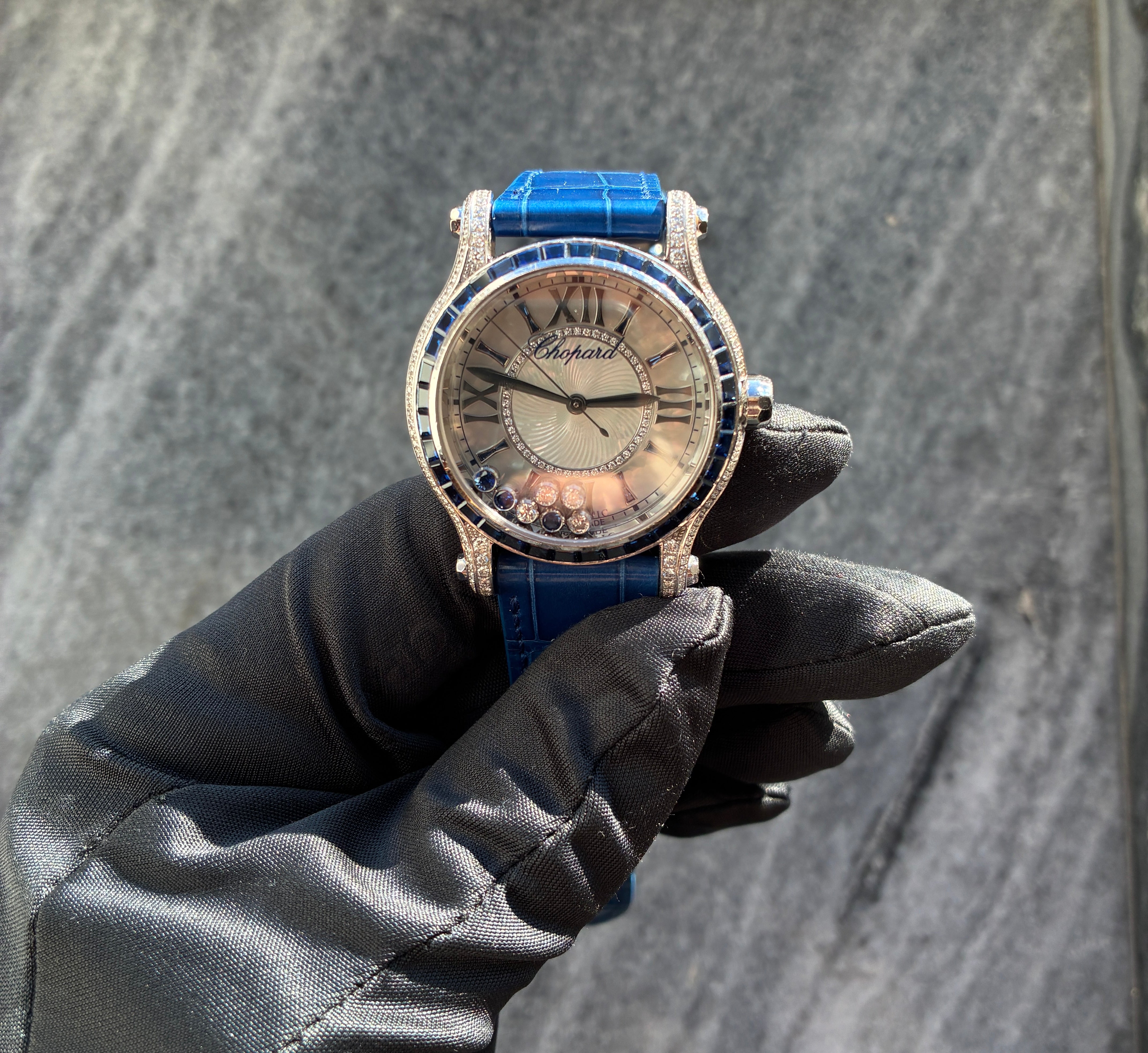 Happy Sport / MOP Dial / Chopard Certificate of authenticity / Whitegold / Box / Retail Price EUR 104.500,00