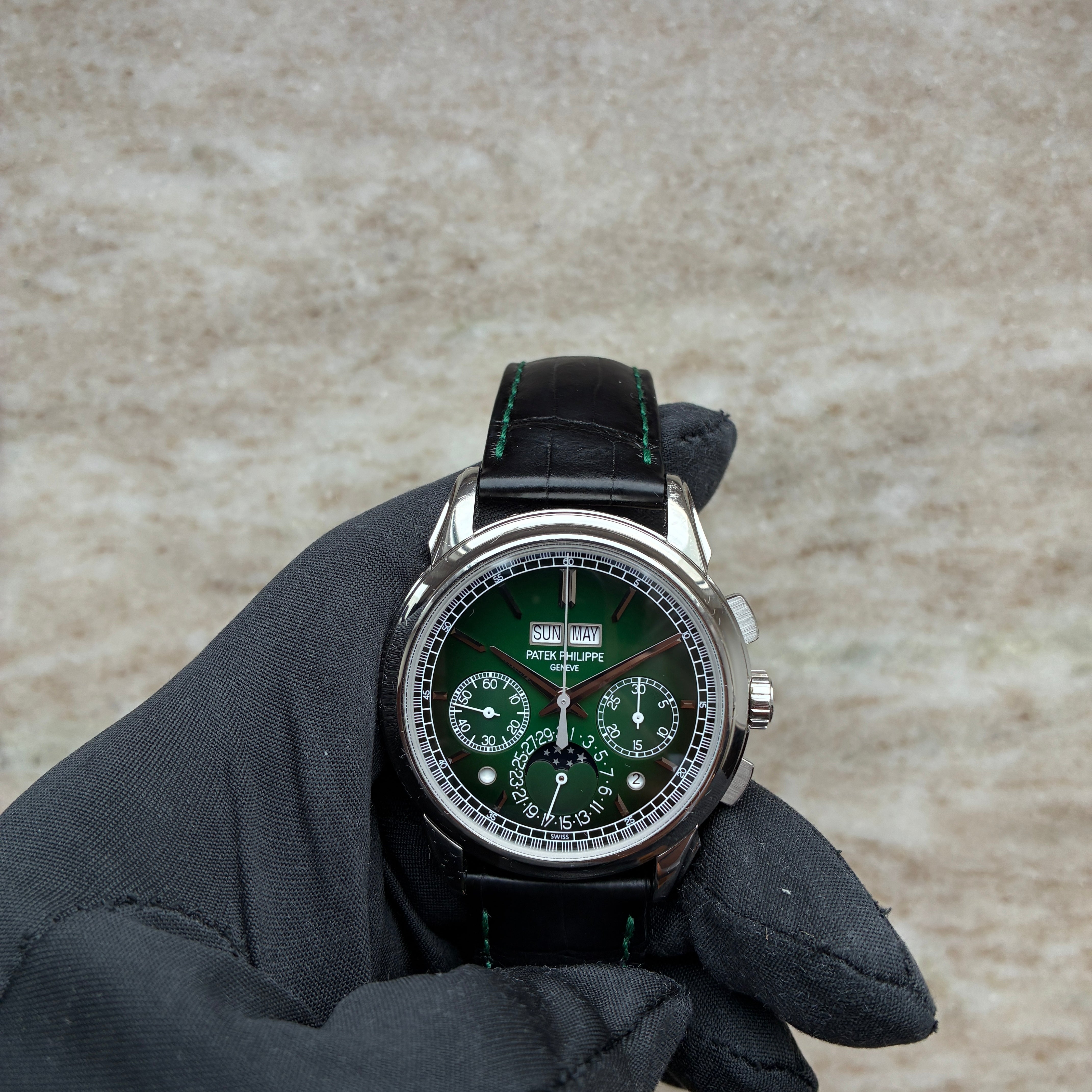 Perpetual Calendar / Platinum / Green Dial / Folding-Clasp / very good condt. / Pusher / Full-Set 2022